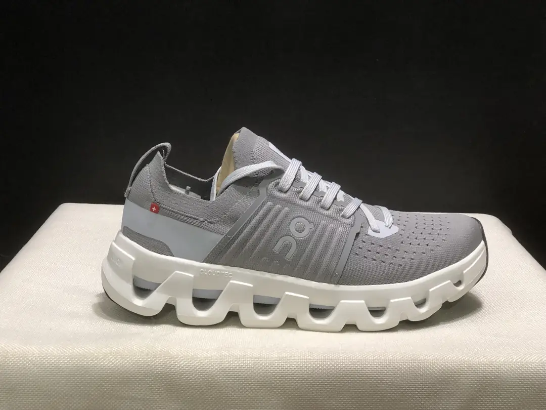 4380-59.99-QC-Cloudswift 4 gallery