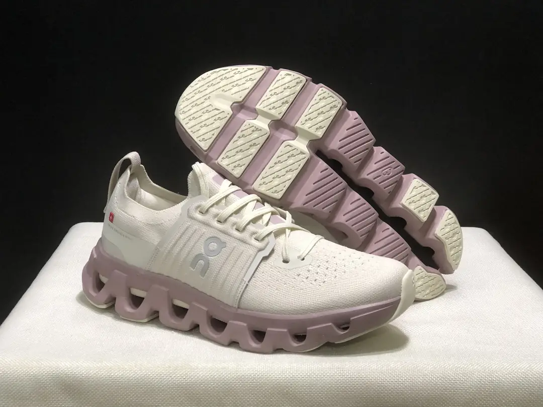 4380-59.99-QC-Cloudswift 4 gallery