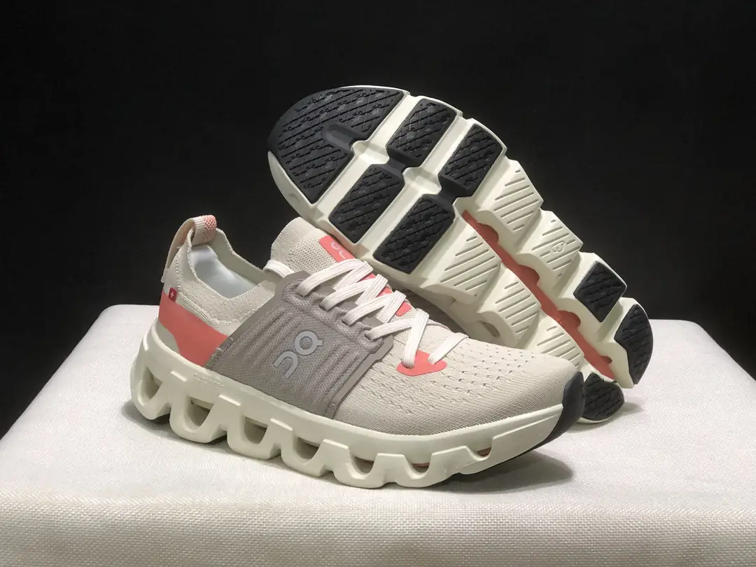 4380-59.99-QC-Cloudswift 4 gallery
