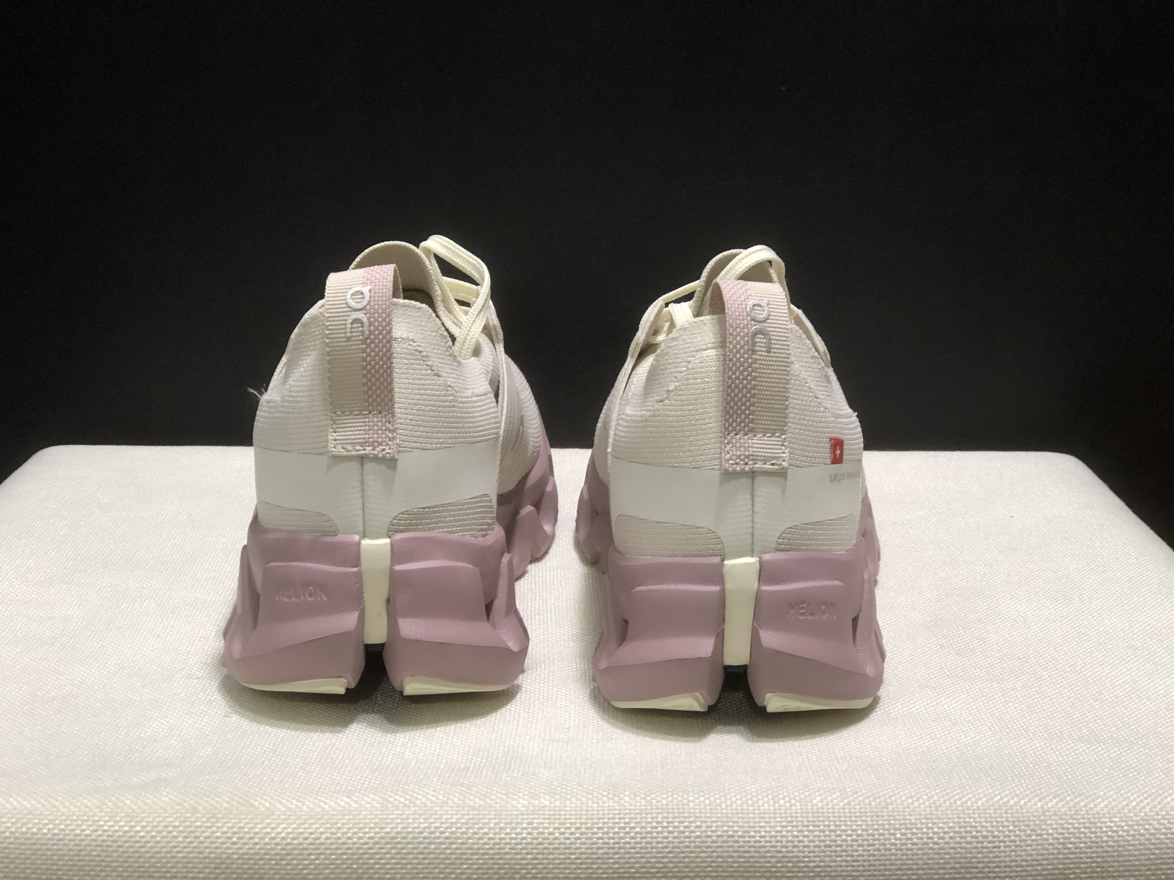 4380-59.99-QC-Cloudswift 4 gallery
