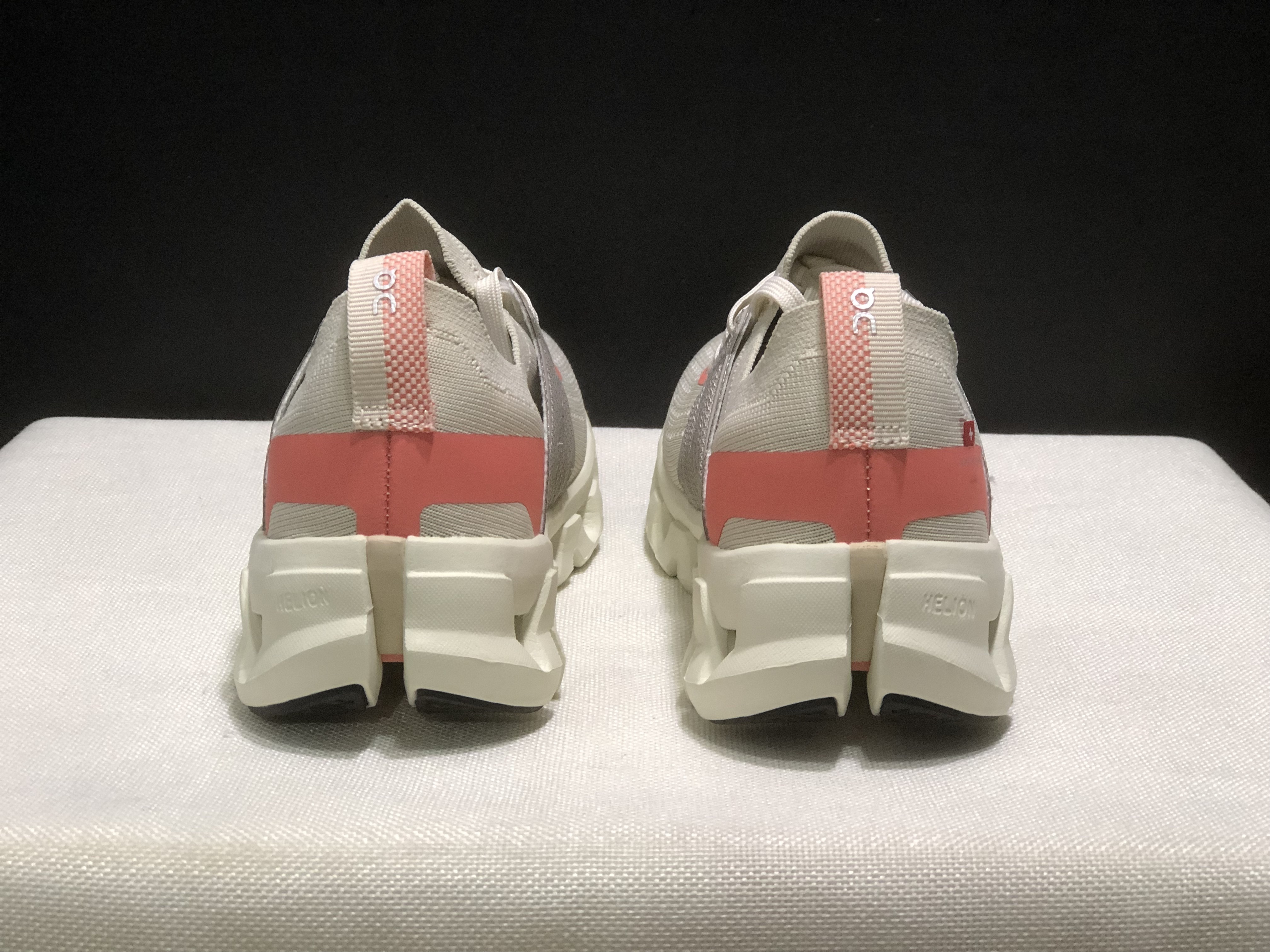 4380-59.99-QC-Cloudswift 4 gallery