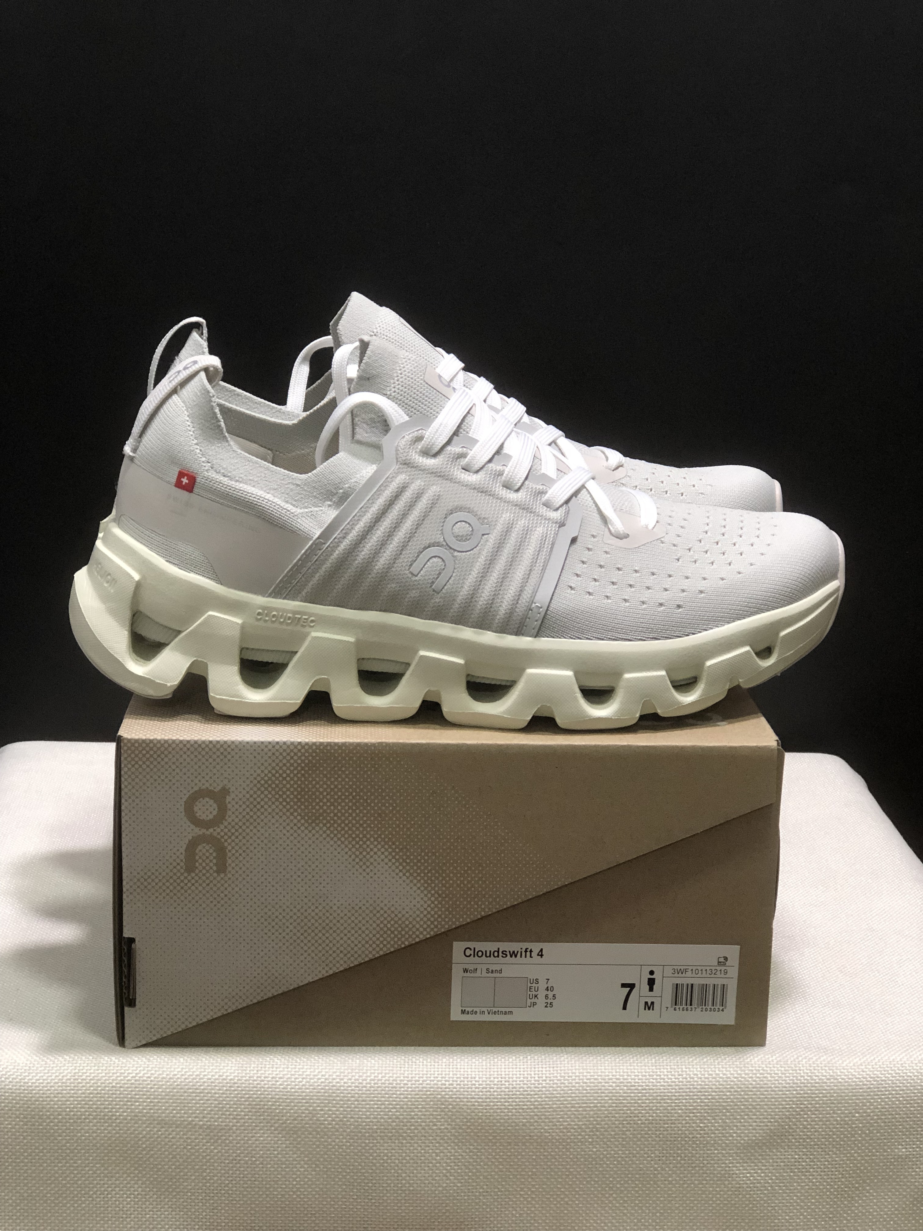 4380-59.99-QC-Cloudswift 4 gallery