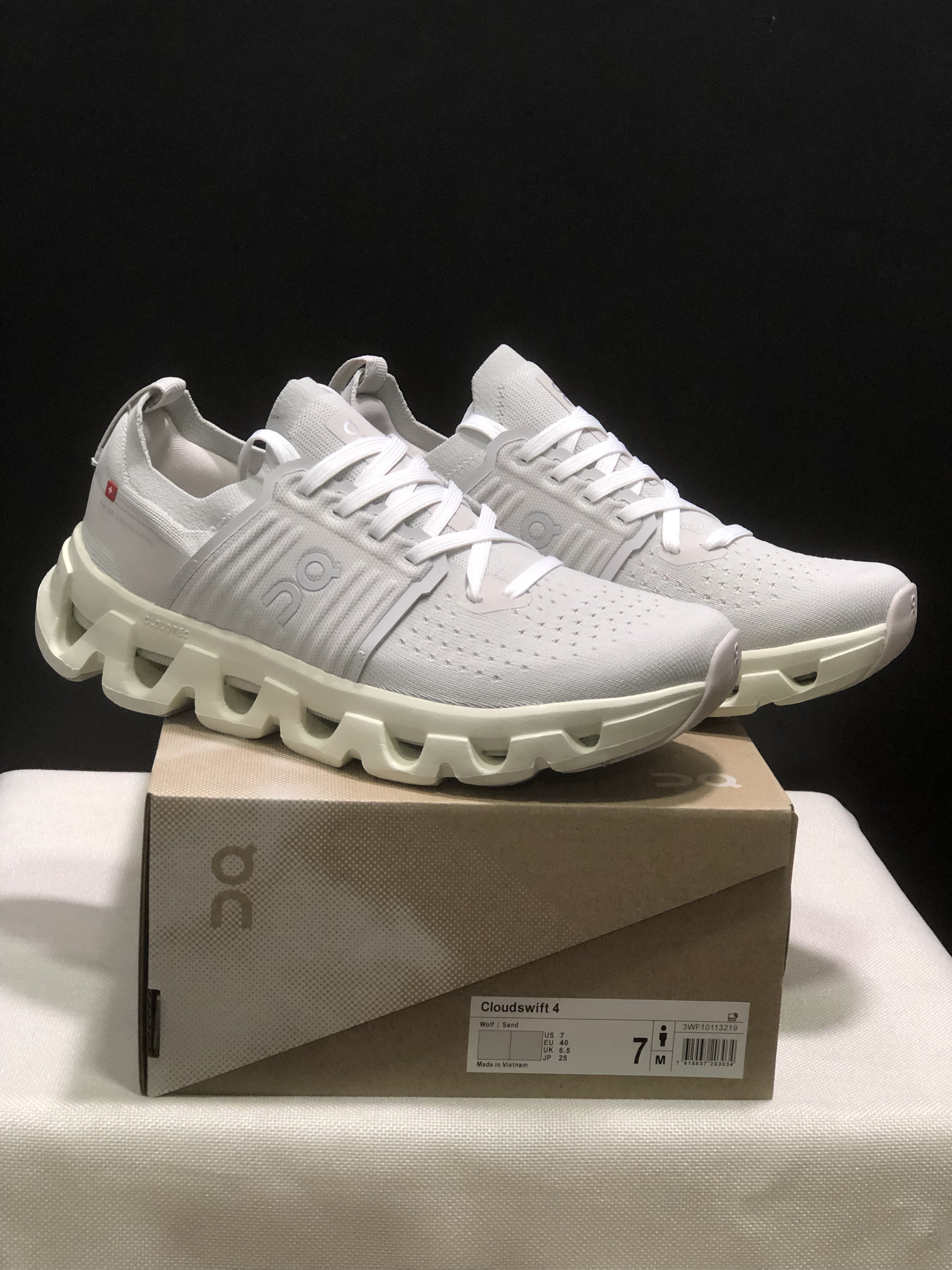 4380-59.99-QC-Cloudswift 4 gallery