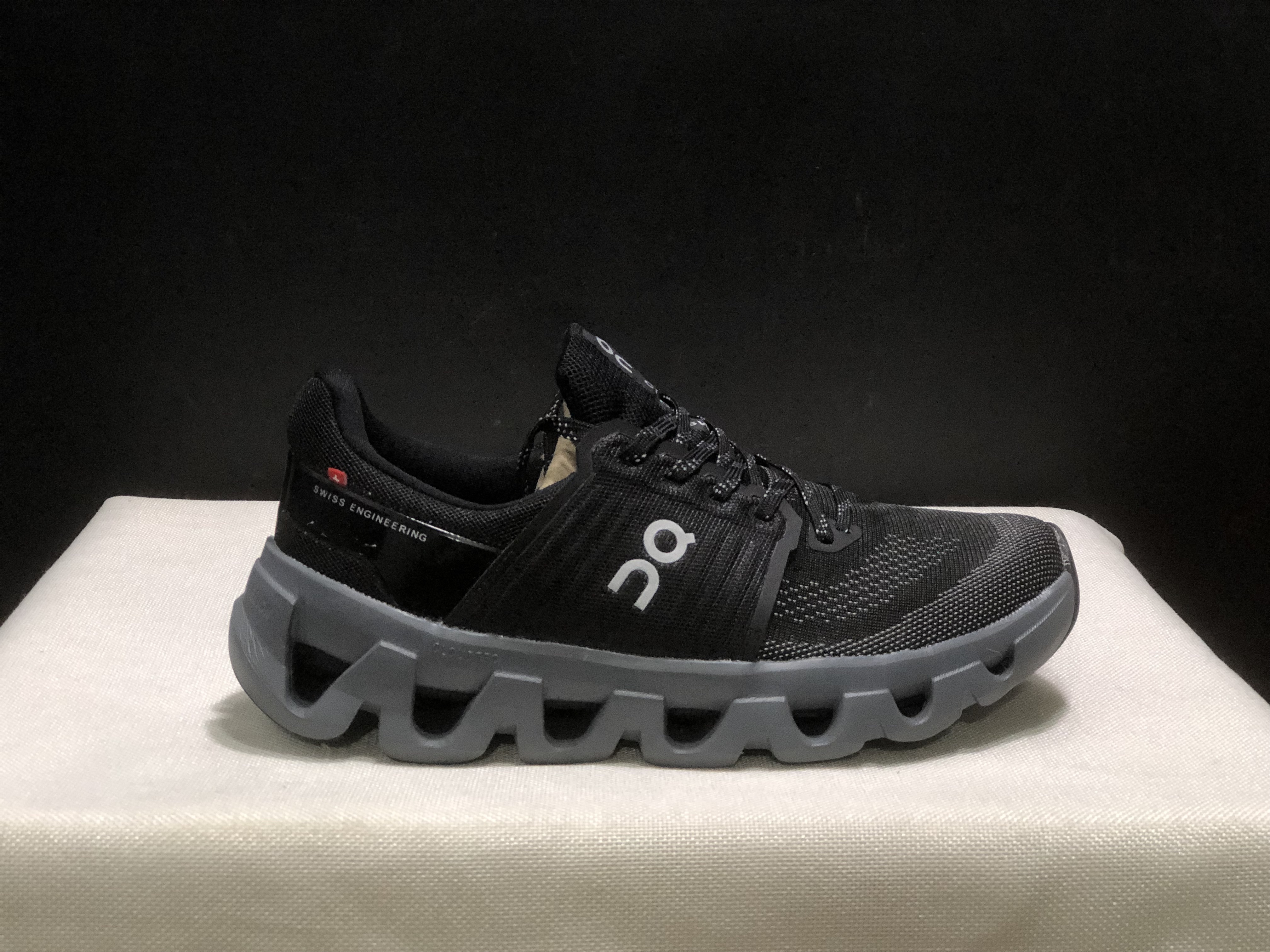 4380-59.99-QC-Cloudswift 4 gallery