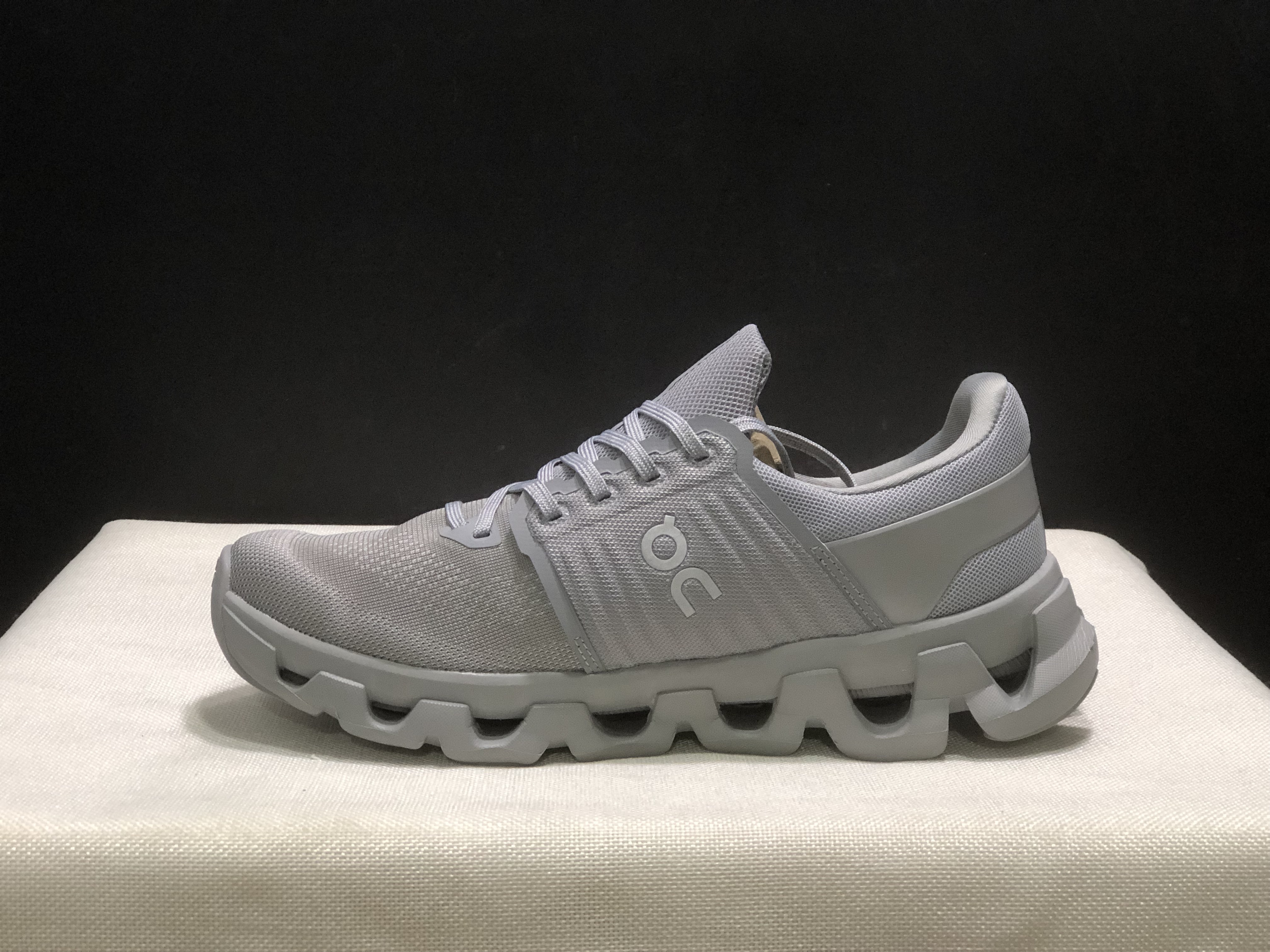 4380-59.99-QC-Cloudswift 4 gallery