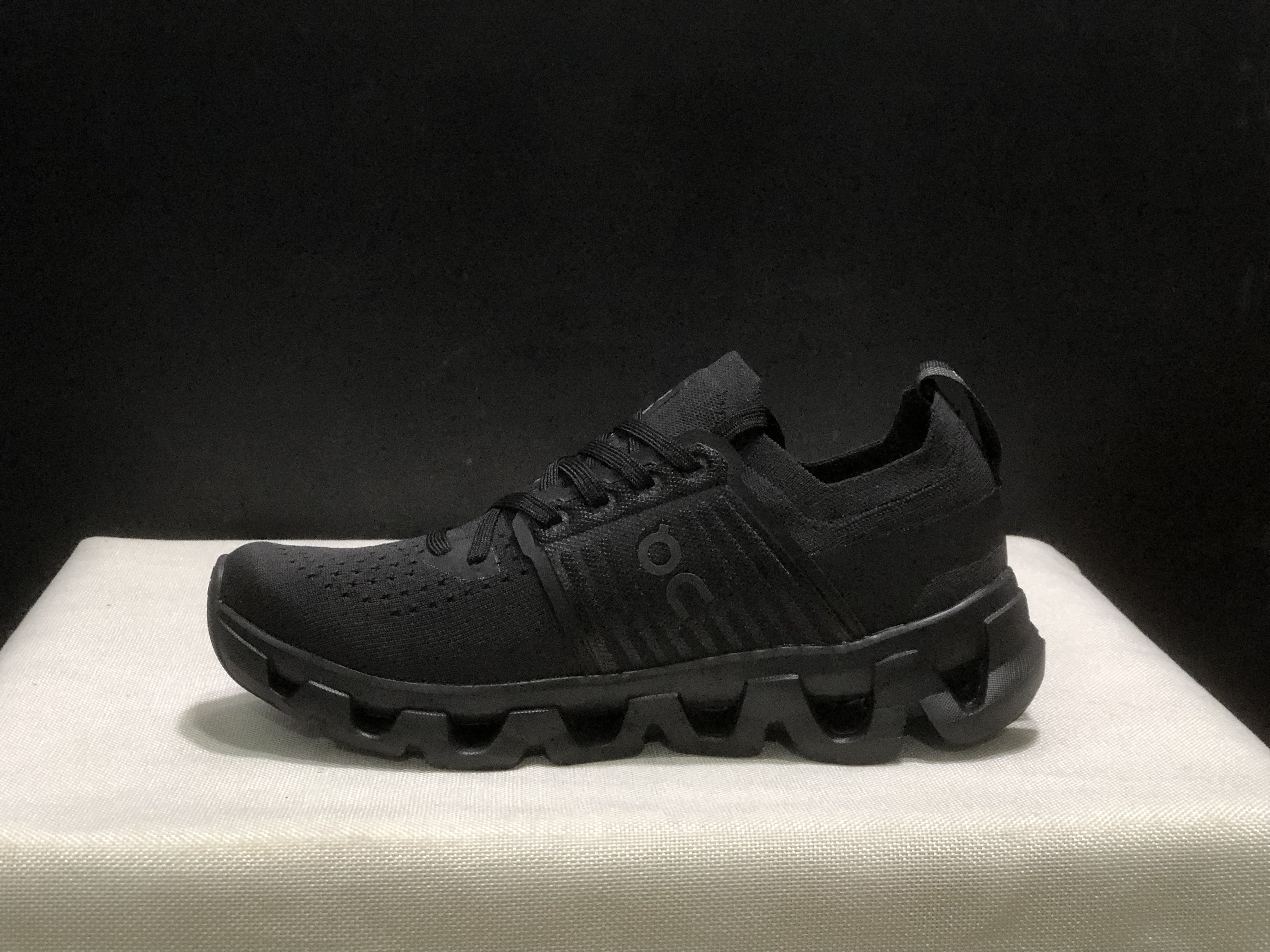 4380-59.99-QC-Cloudswift 4 gallery