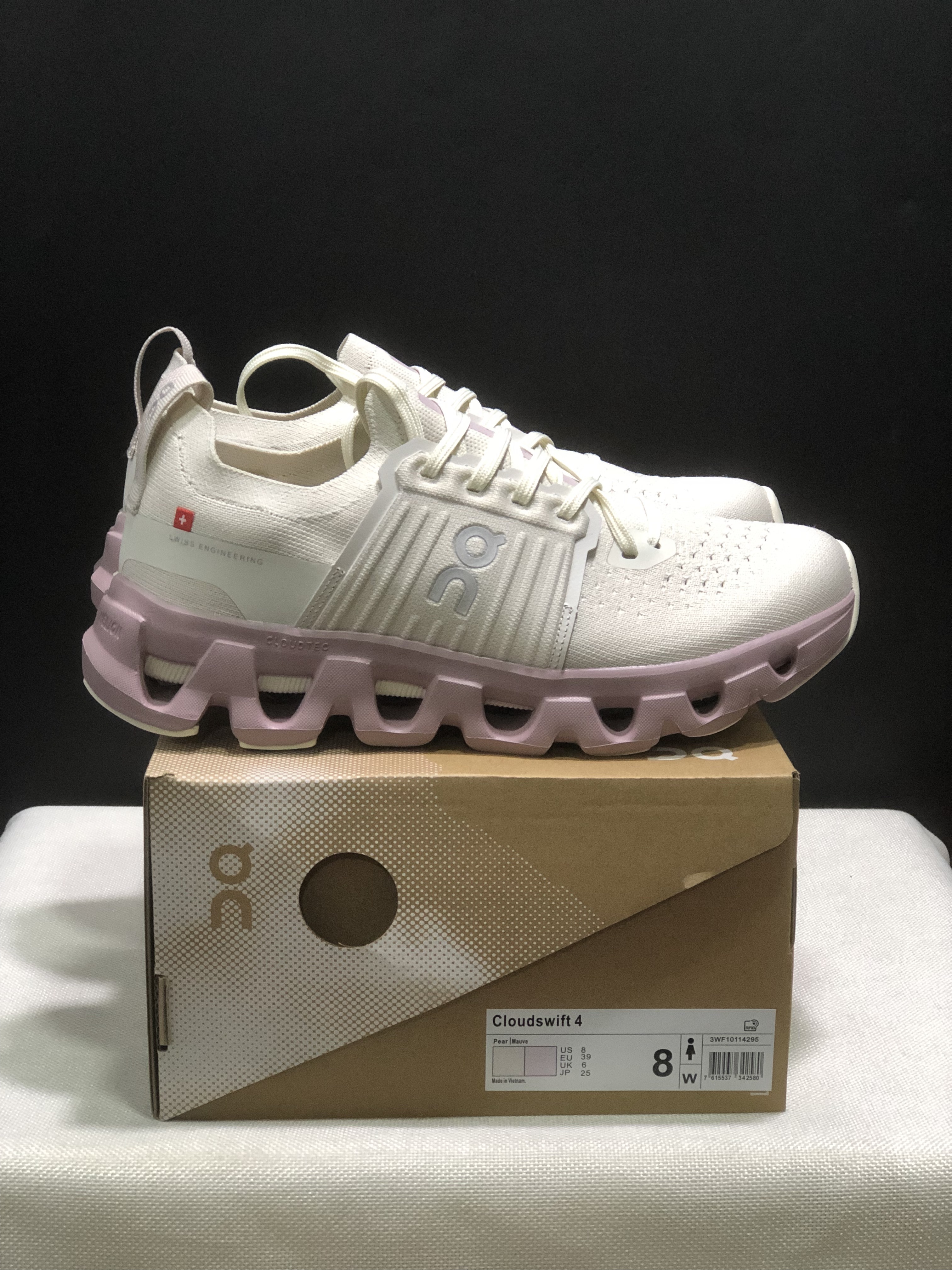4380-59.99-QC-Cloudswift 4 gallery