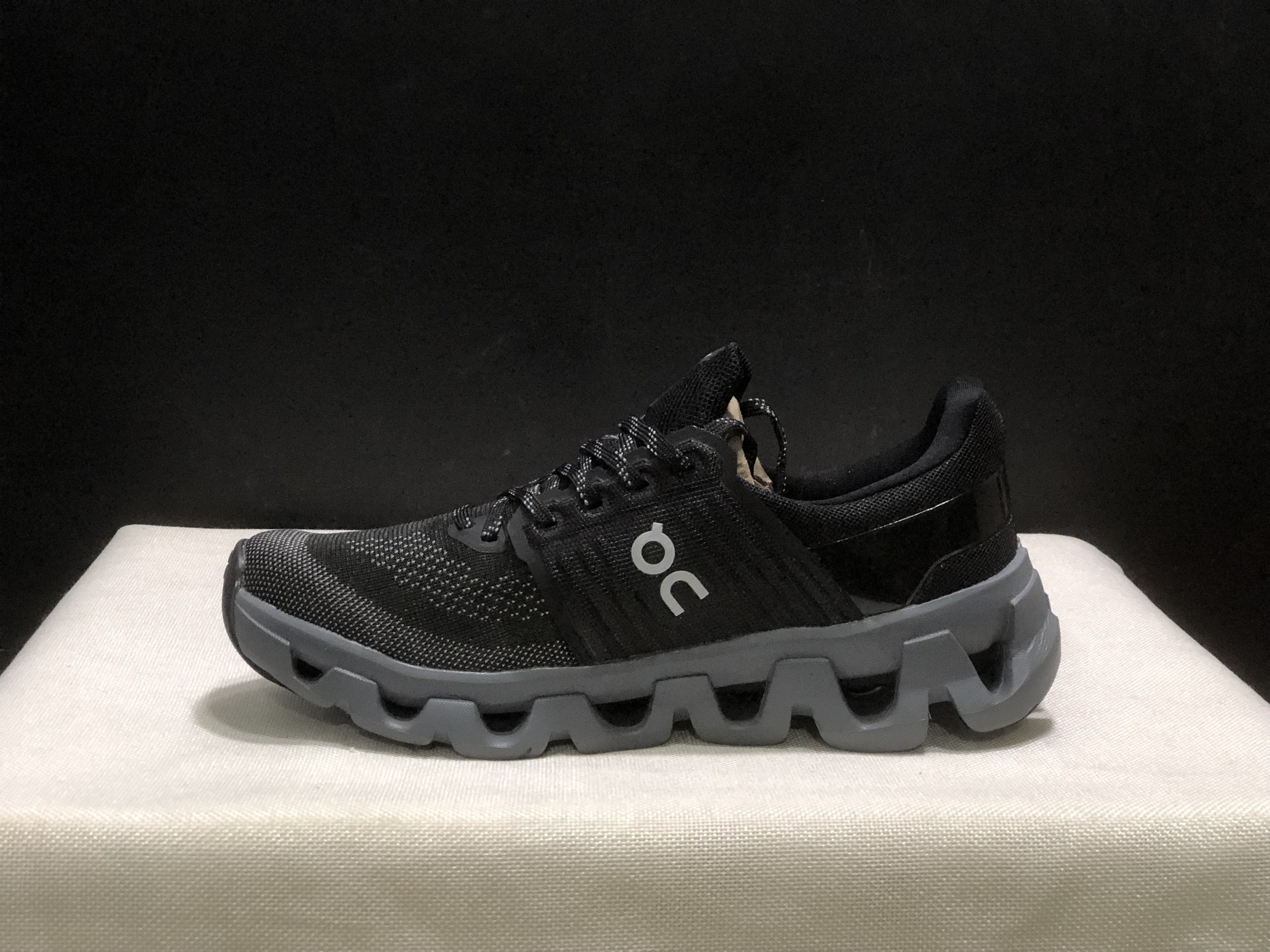 4380-59.99-QC-Cloudswift 4 gallery
