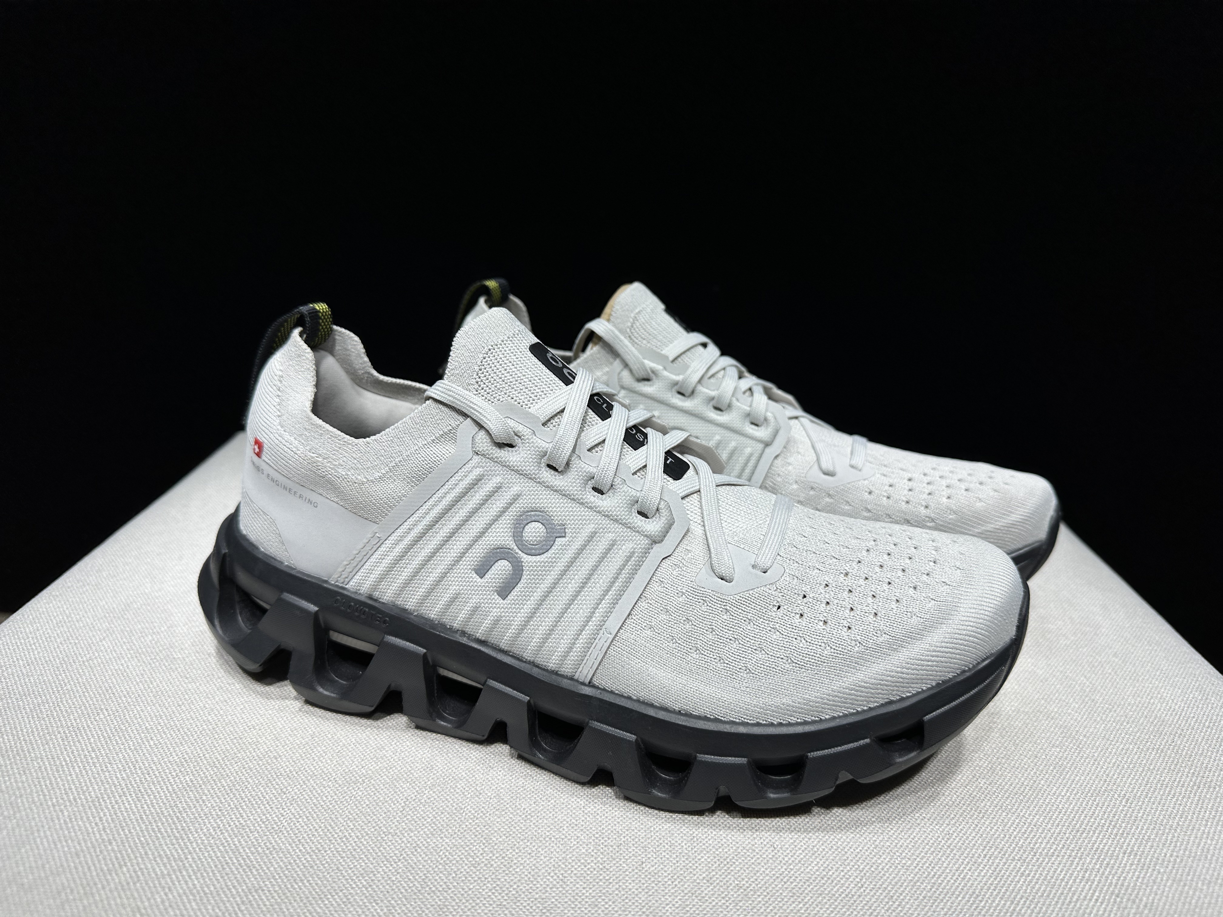 4380-59.99-QC-Cloudswift 4 gallery