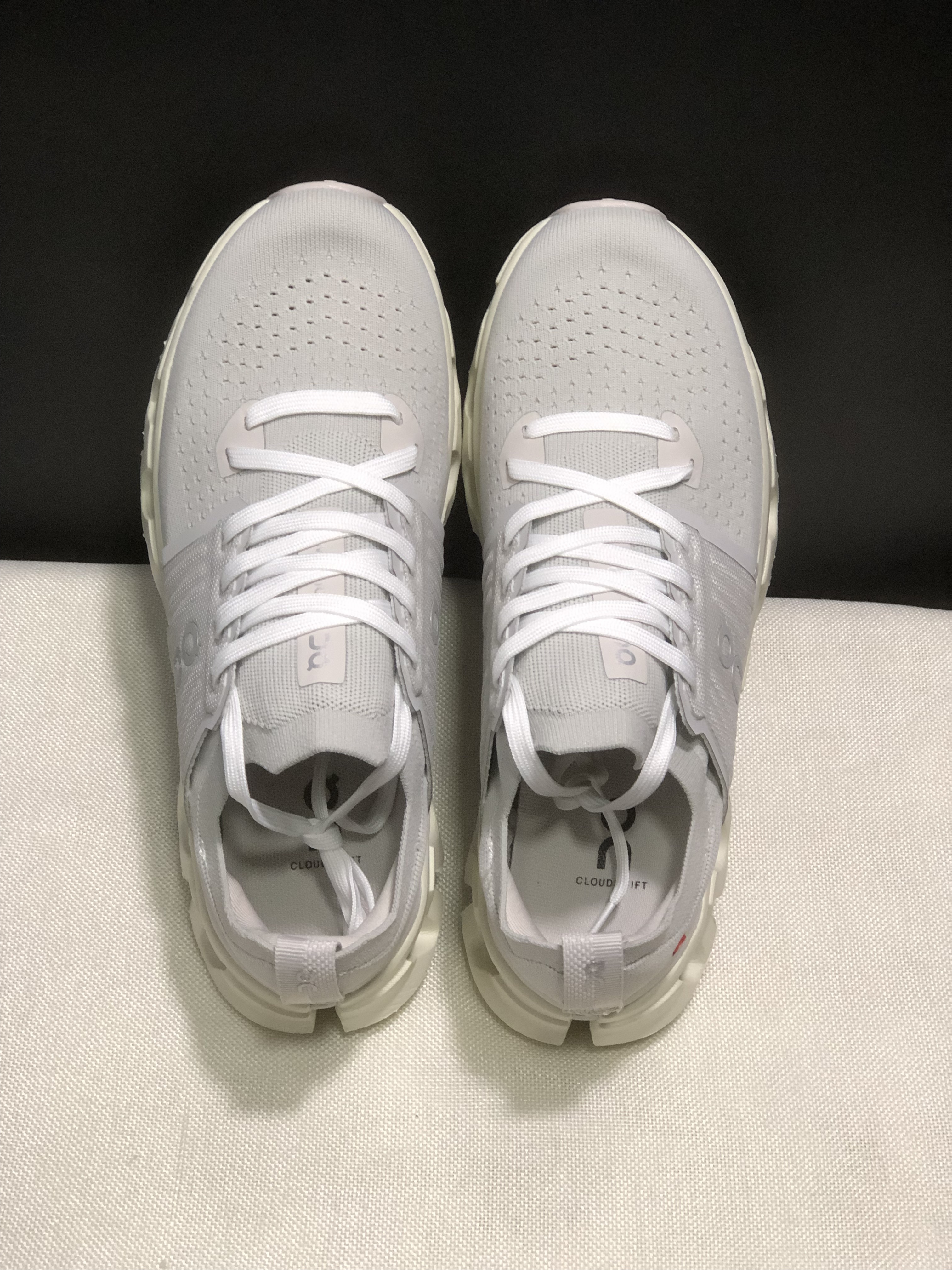 4380-59.99-QC-Cloudswift 4 gallery