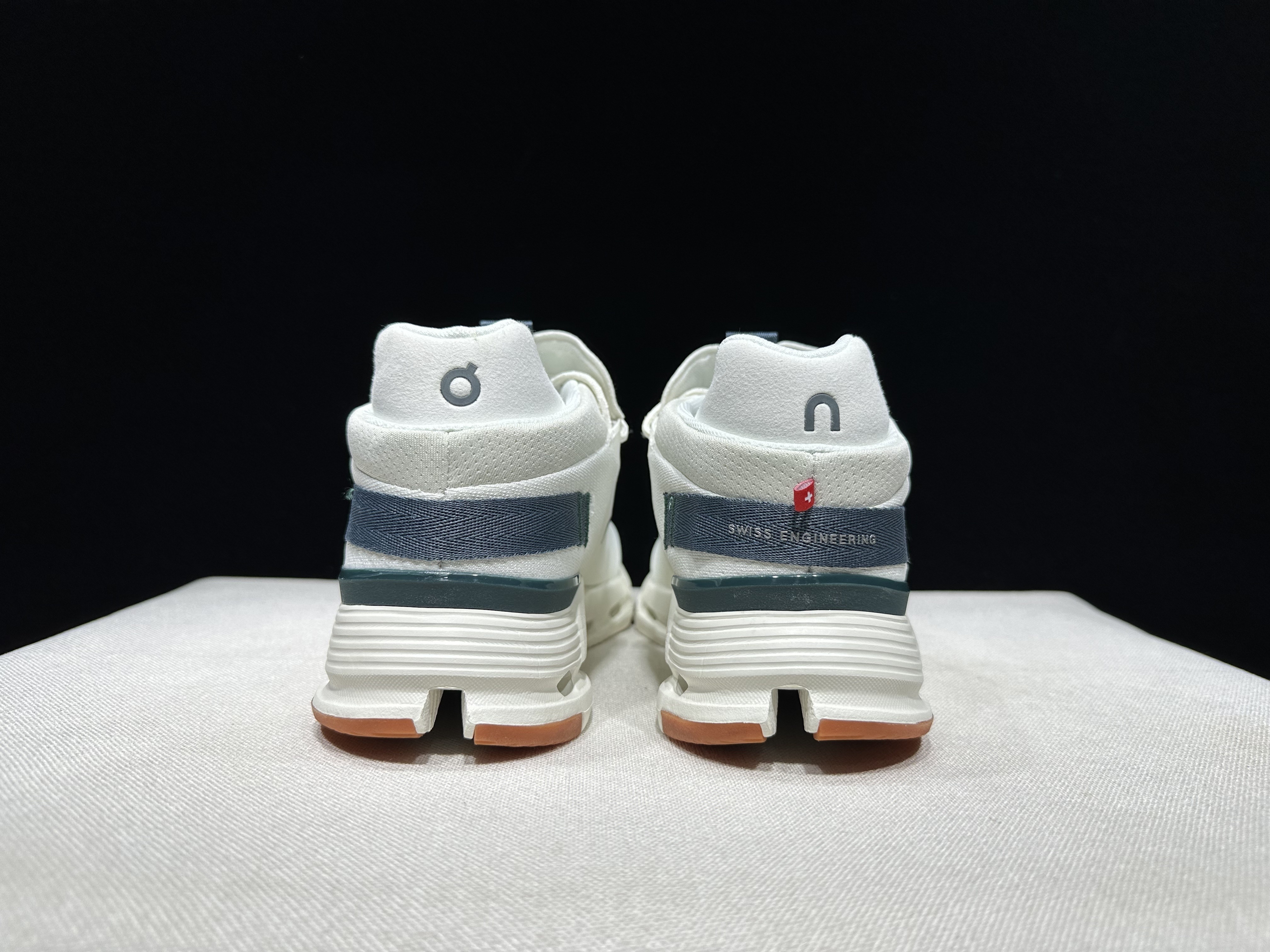 4382-55.99-qc- Cloudnova 2 gallery