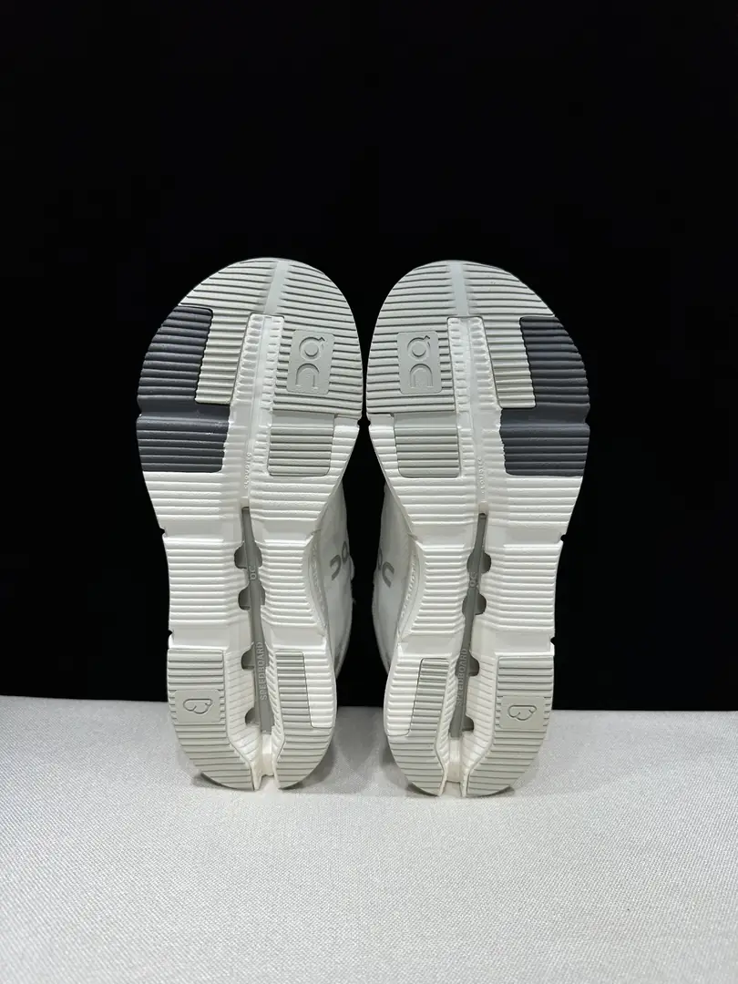 4382-55.99-qc- Cloudnova 2 gallery