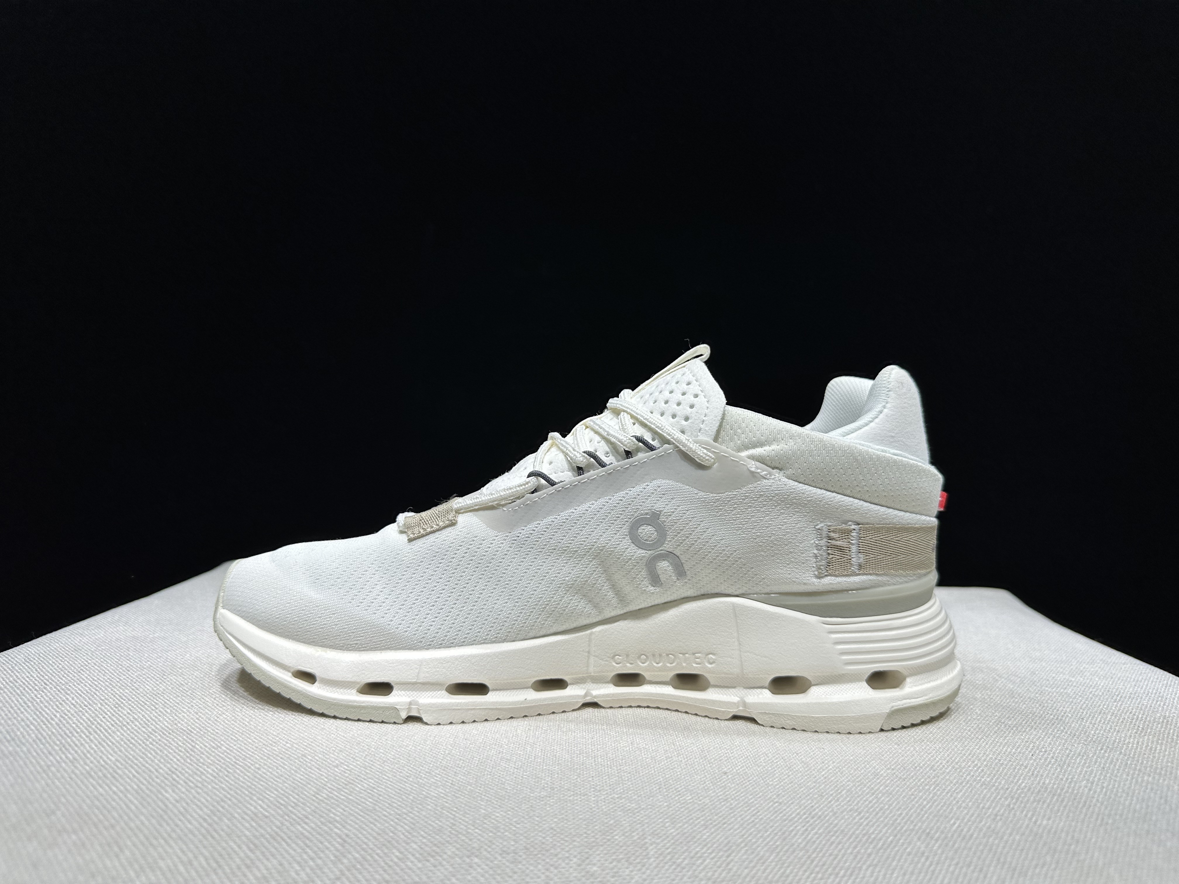 4382-55.99-qc- Cloudnova 2 gallery