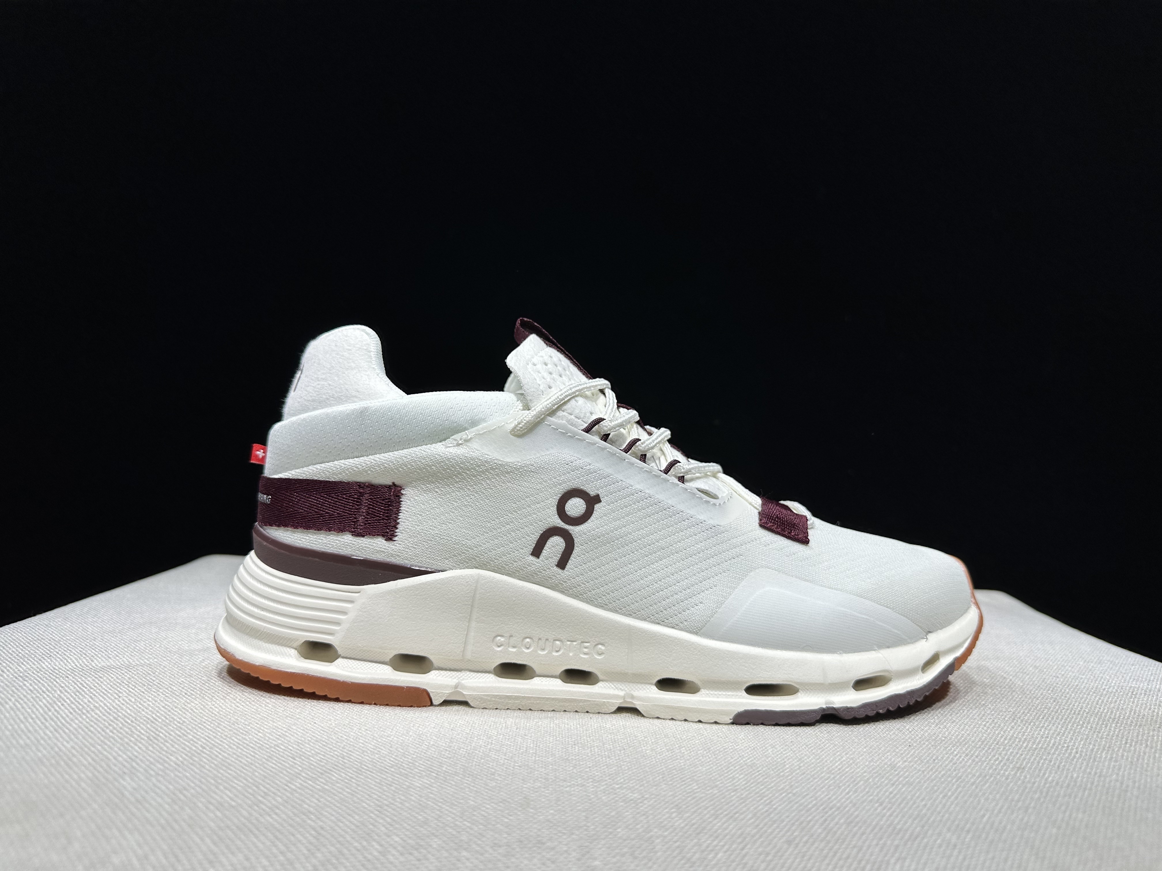 4382-55.99-qc- Cloudnova 2 gallery