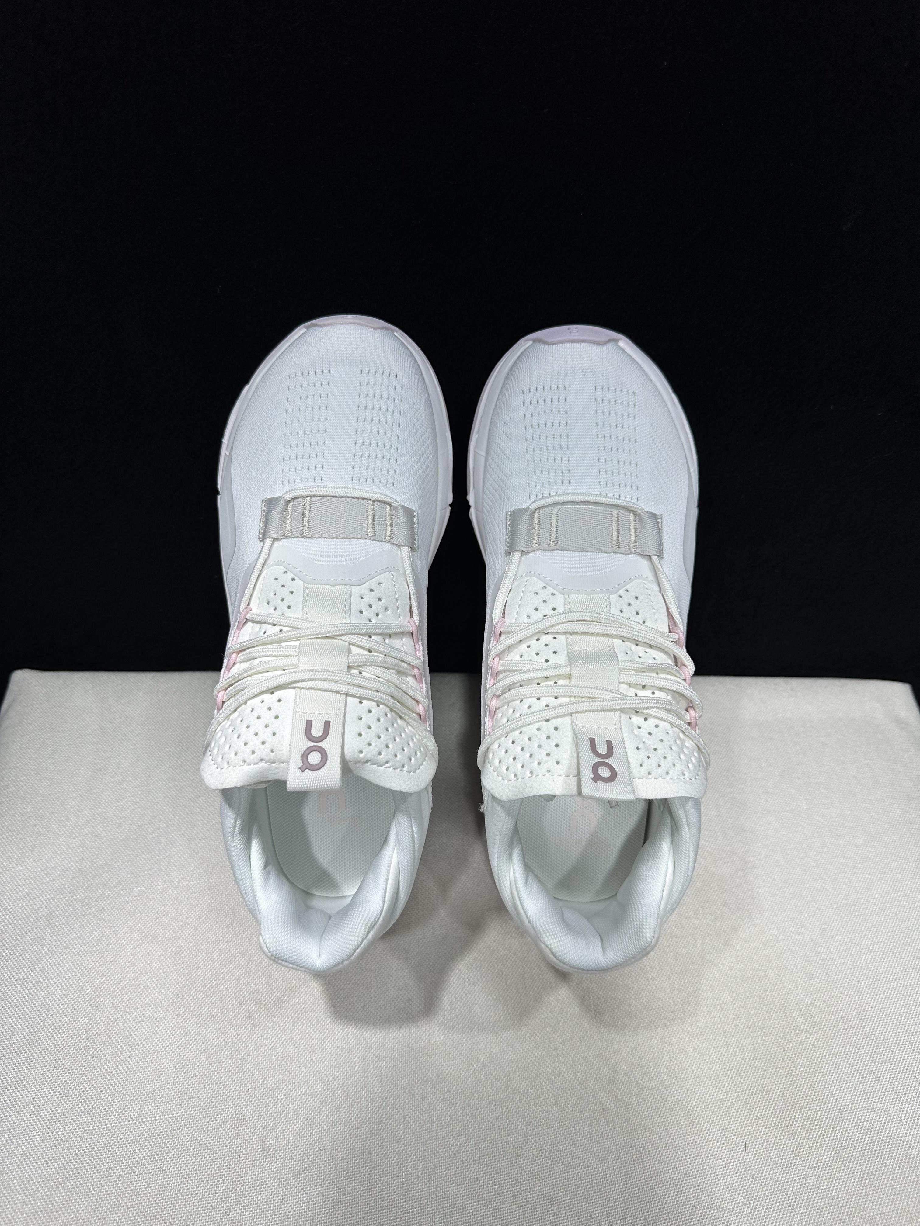 4382-55.99-qc- Cloudnova 2 gallery