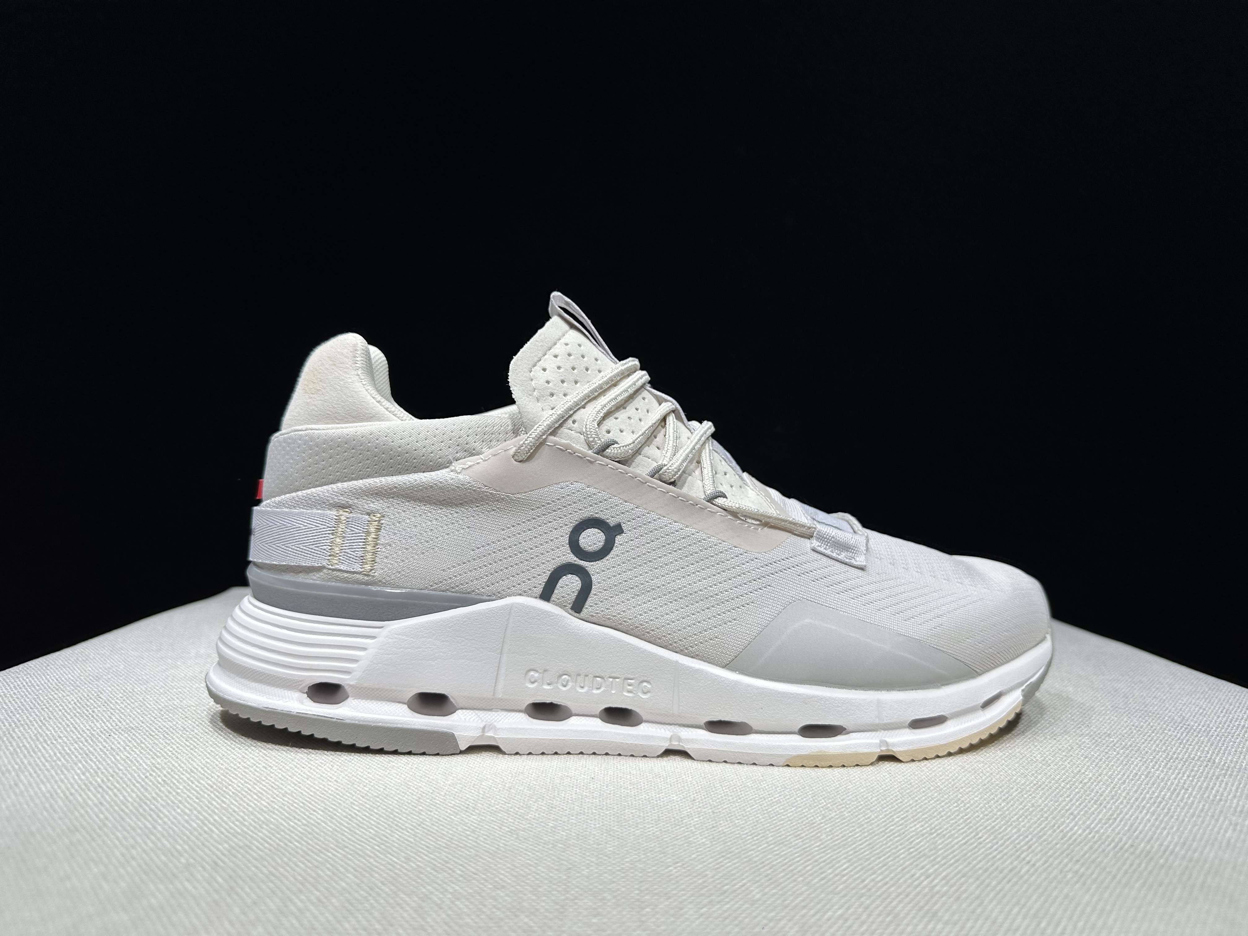 4382-55.99-qc- Cloudnova 2 gallery