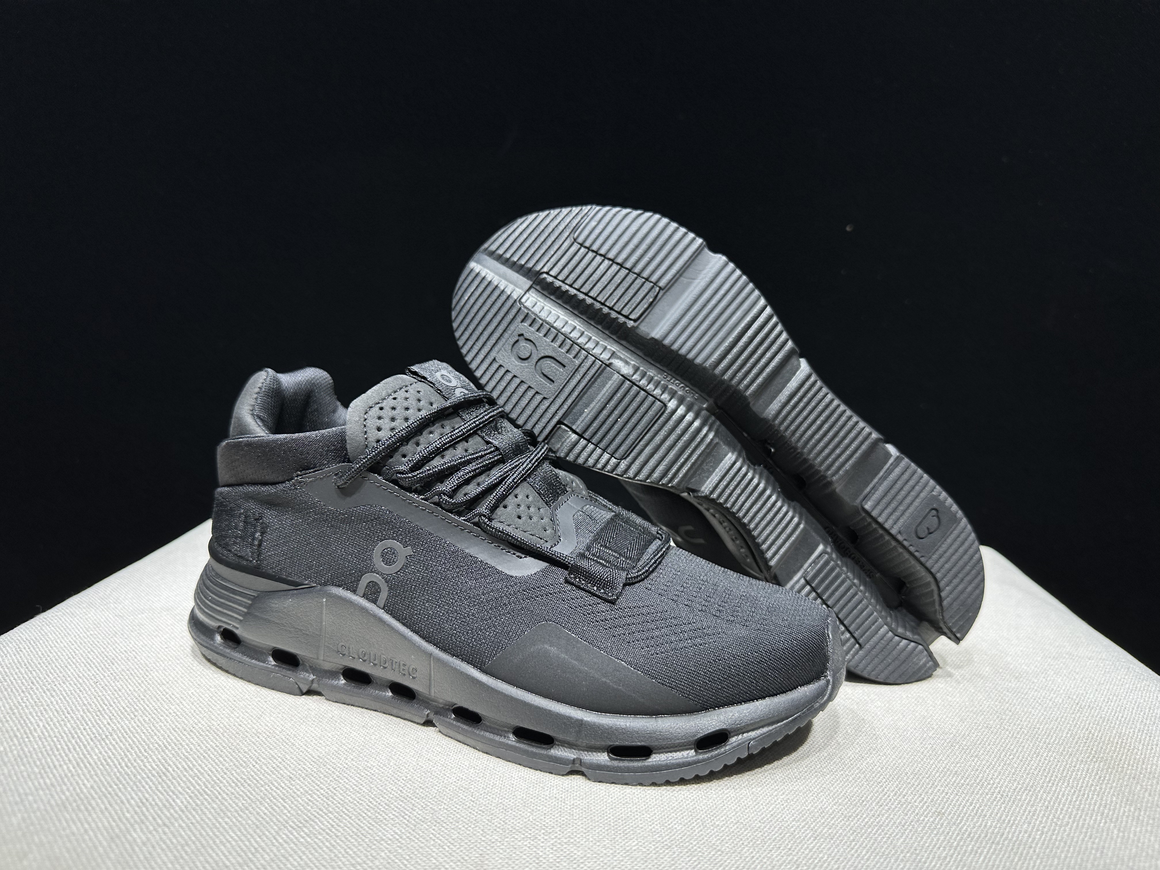 4382-55.99-qc- Cloudnova 2 gallery