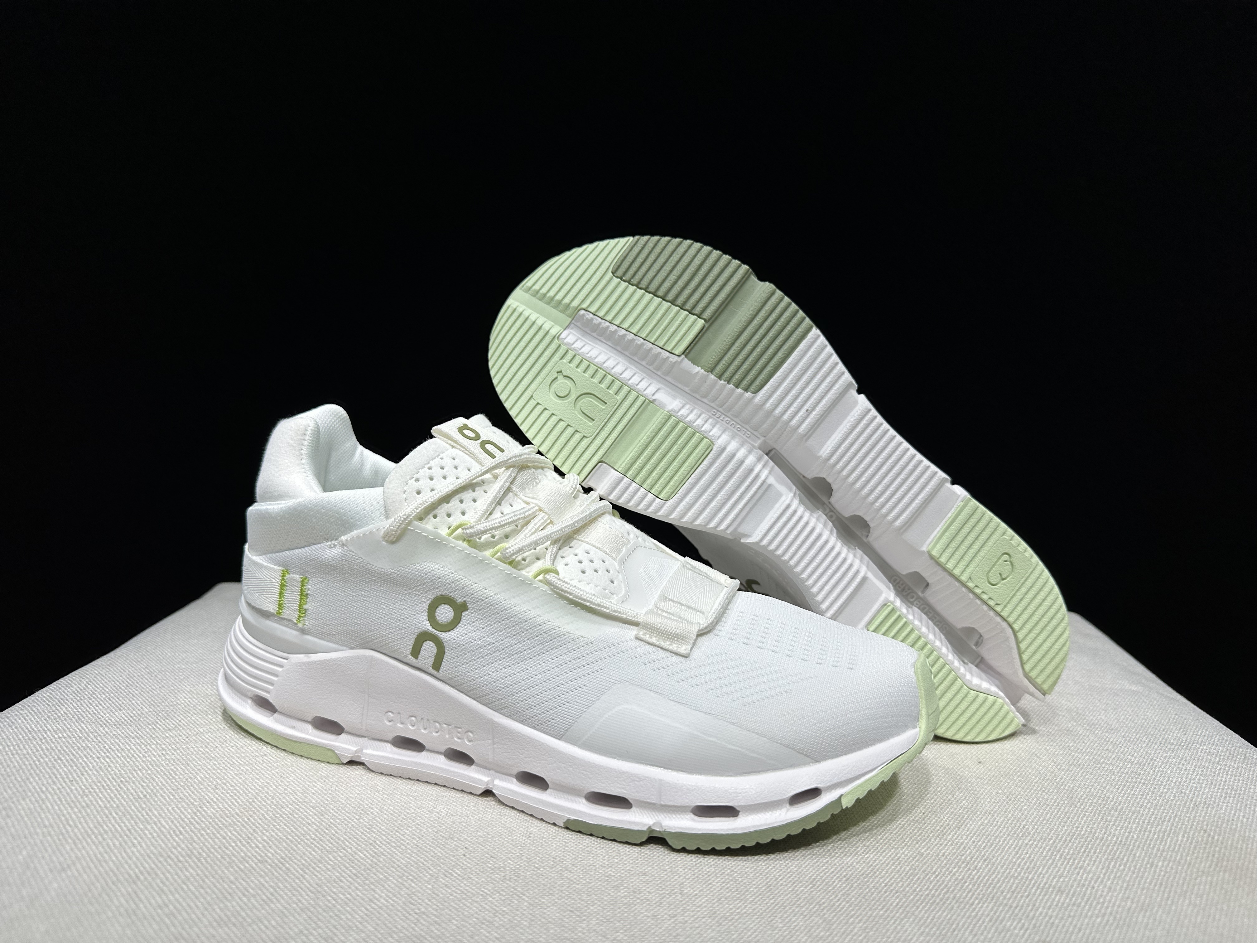 4382-55.99-qc- Cloudnova 2 gallery