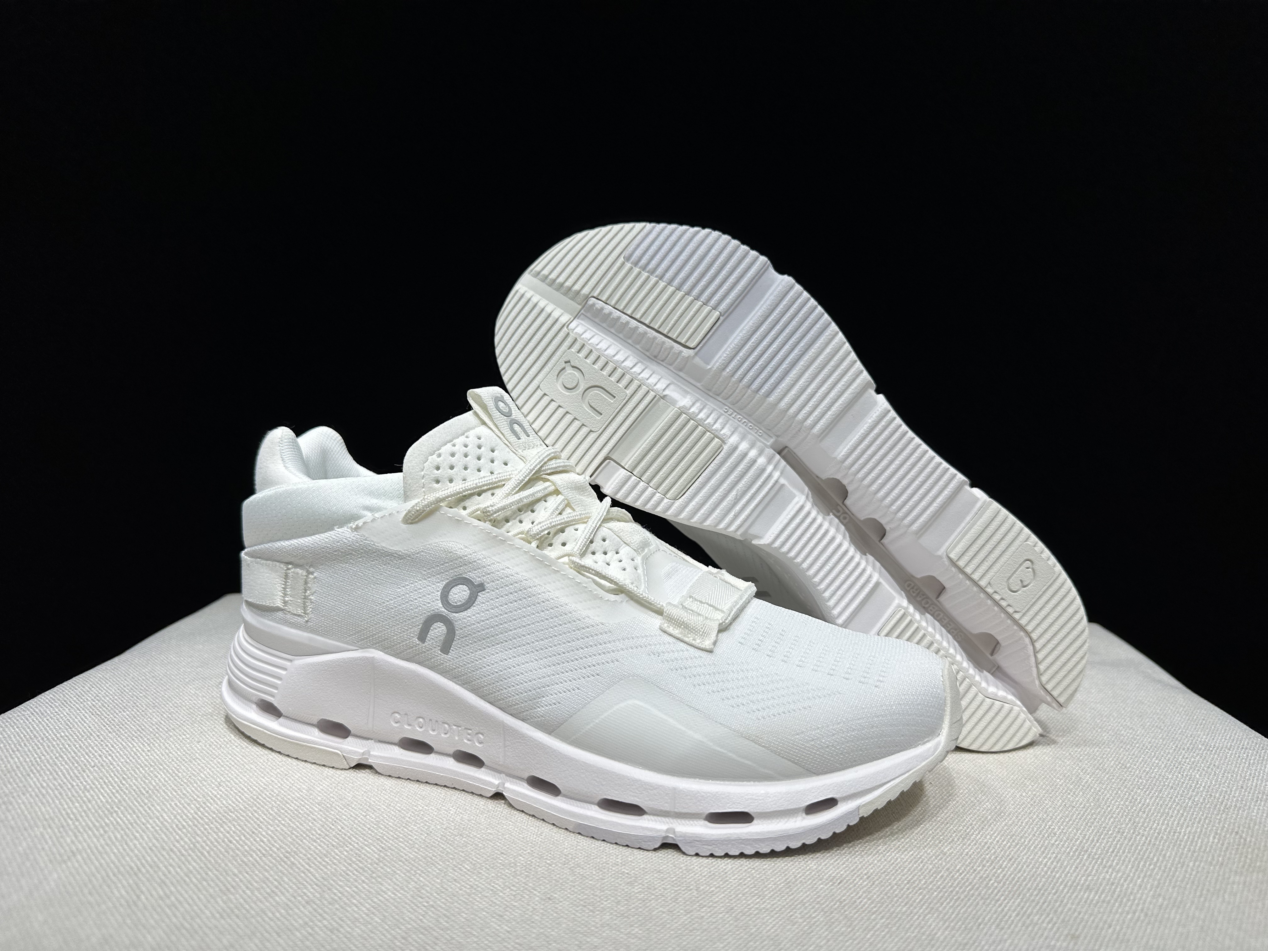 4382-55.99-qc- Cloudnova 2 gallery