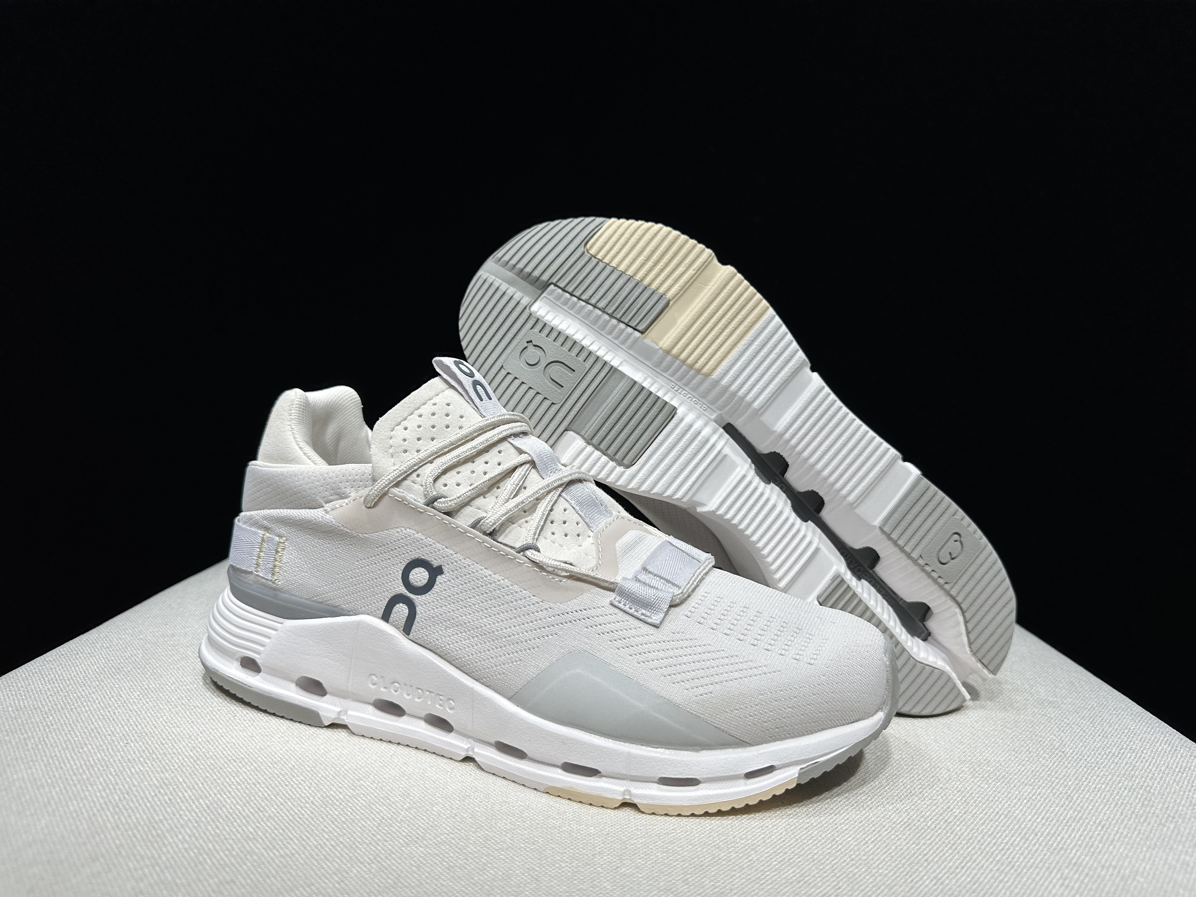 4382-55.99-qc- Cloudnova 2 gallery