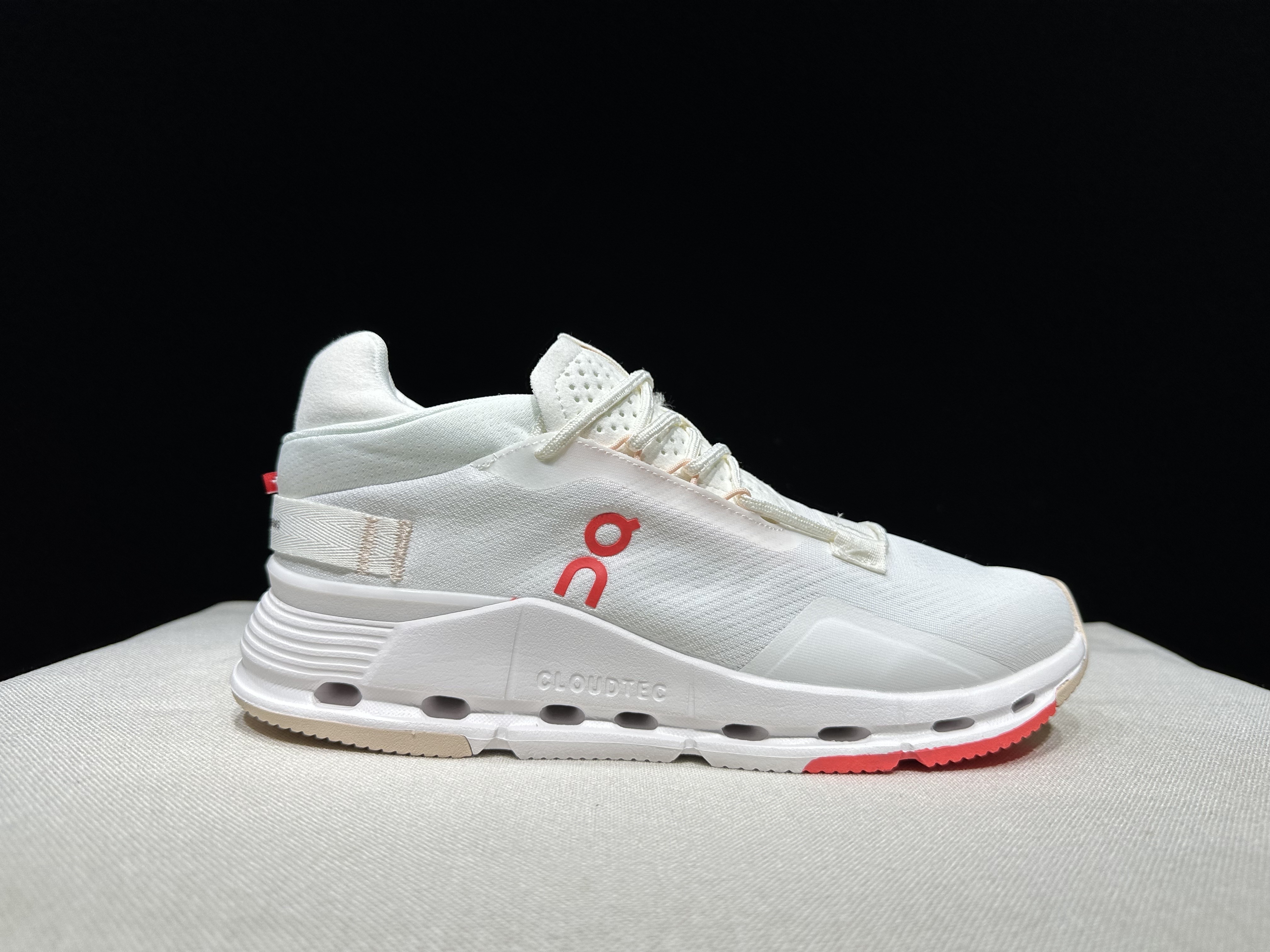 4382-55.99-qc- Cloudnova 2 gallery