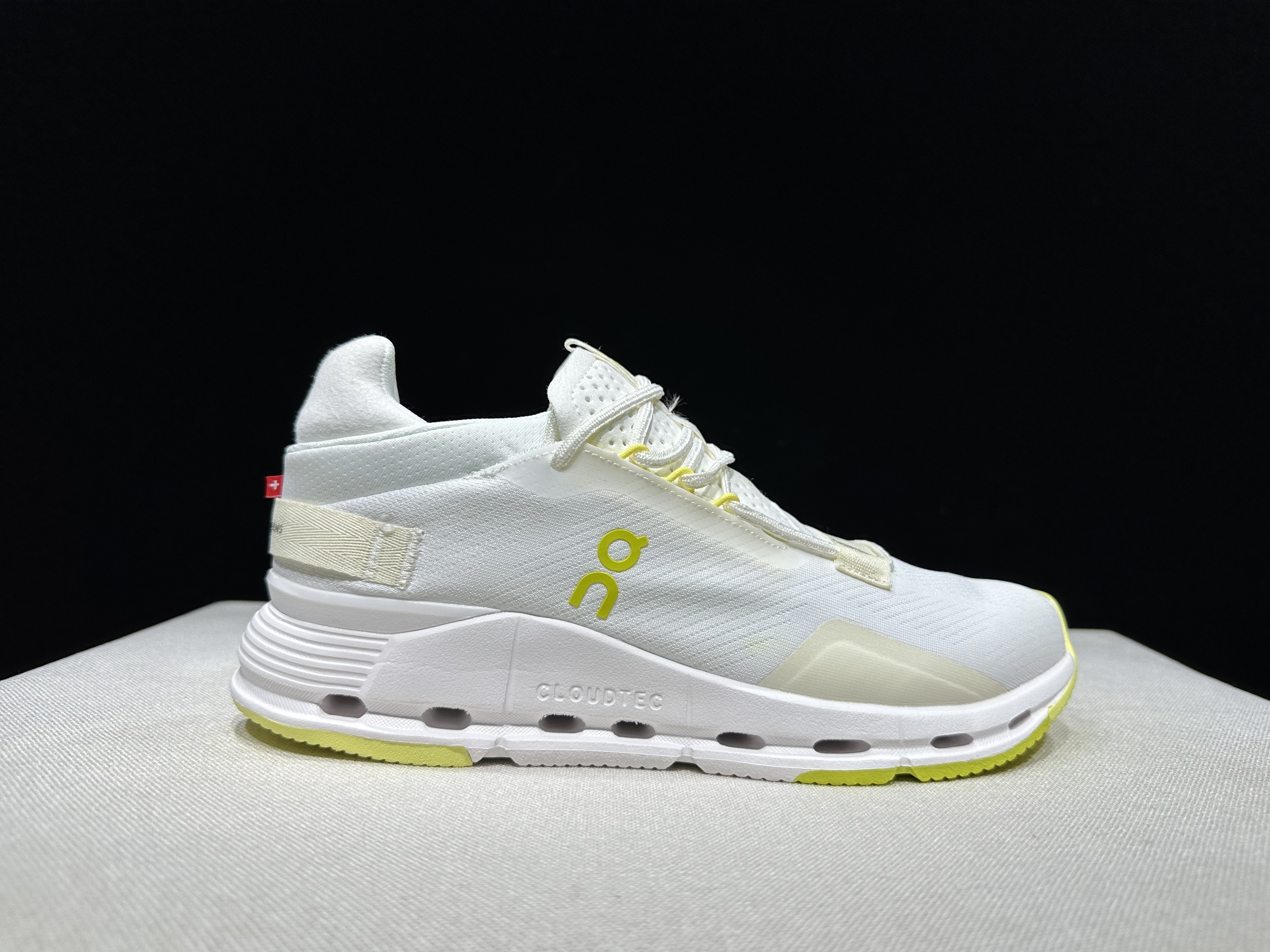 4382-55.99-qc- Cloudnova 2 gallery