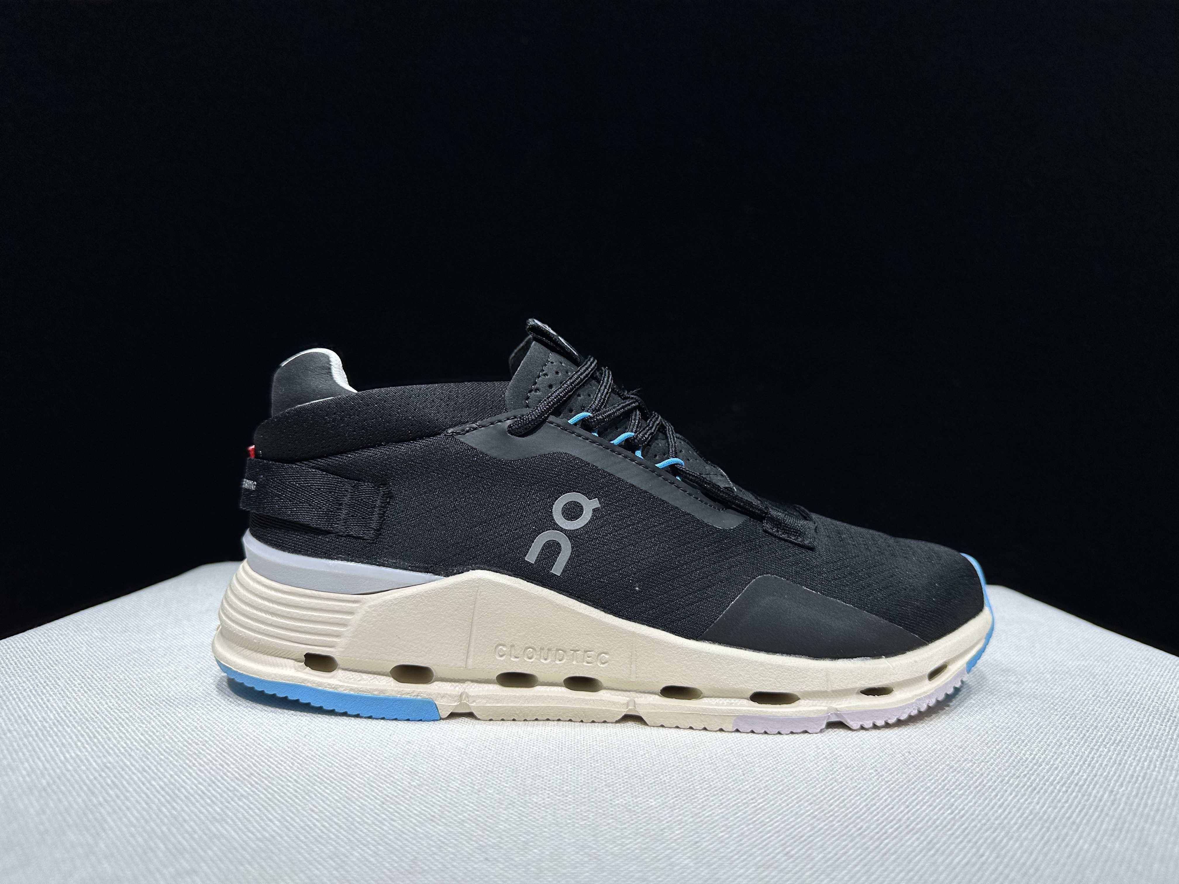 4382-55.99-qc- Cloudnova 2 gallery