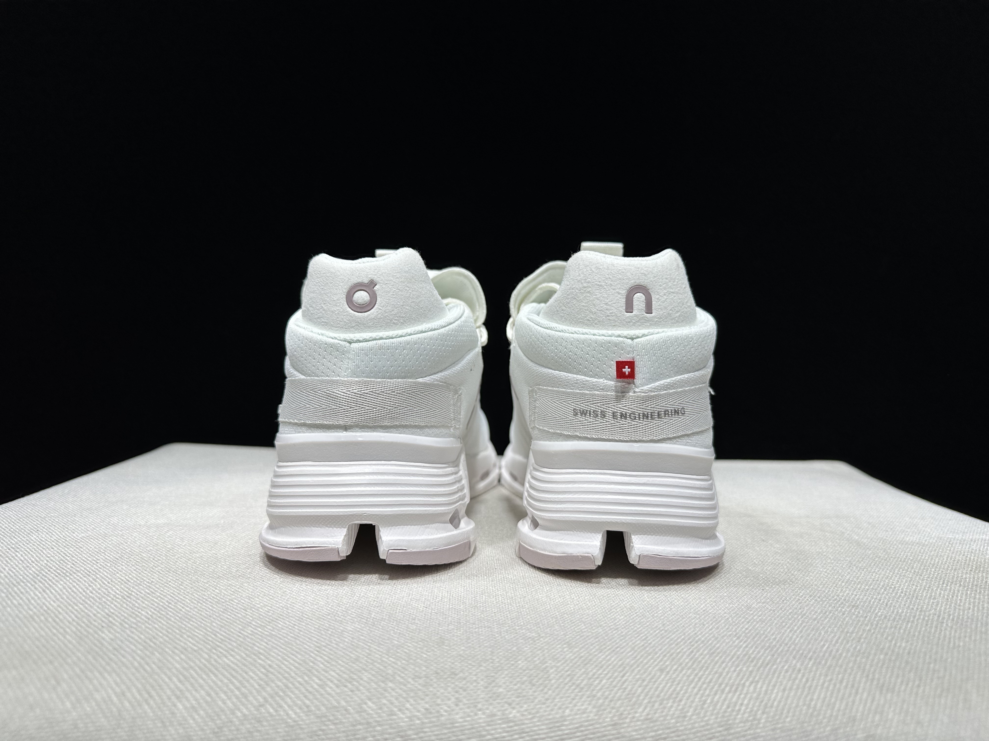 4382-55.99-qc- Cloudnova 2 gallery