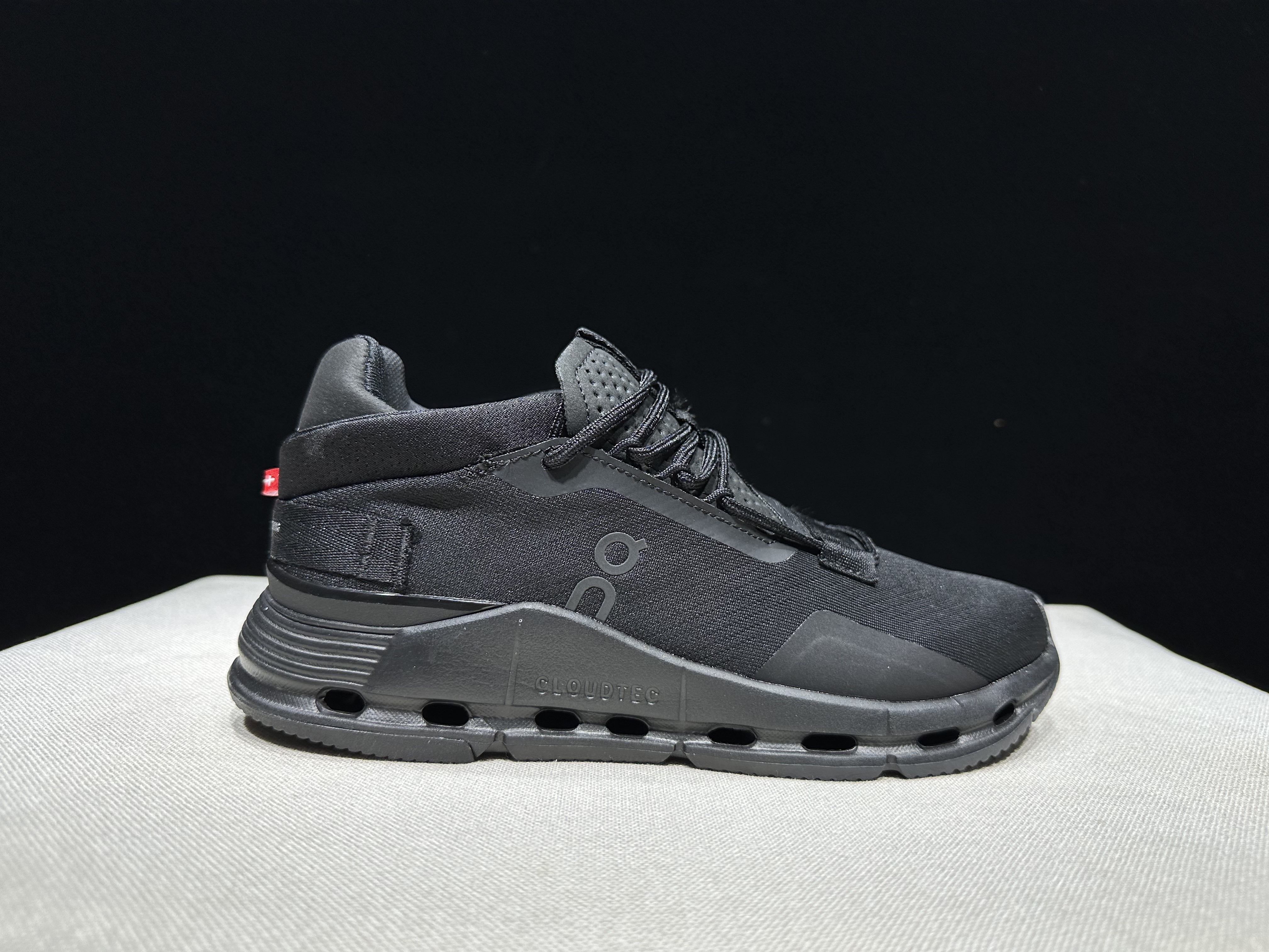 4382-55.99-qc- Cloudnova 2 gallery