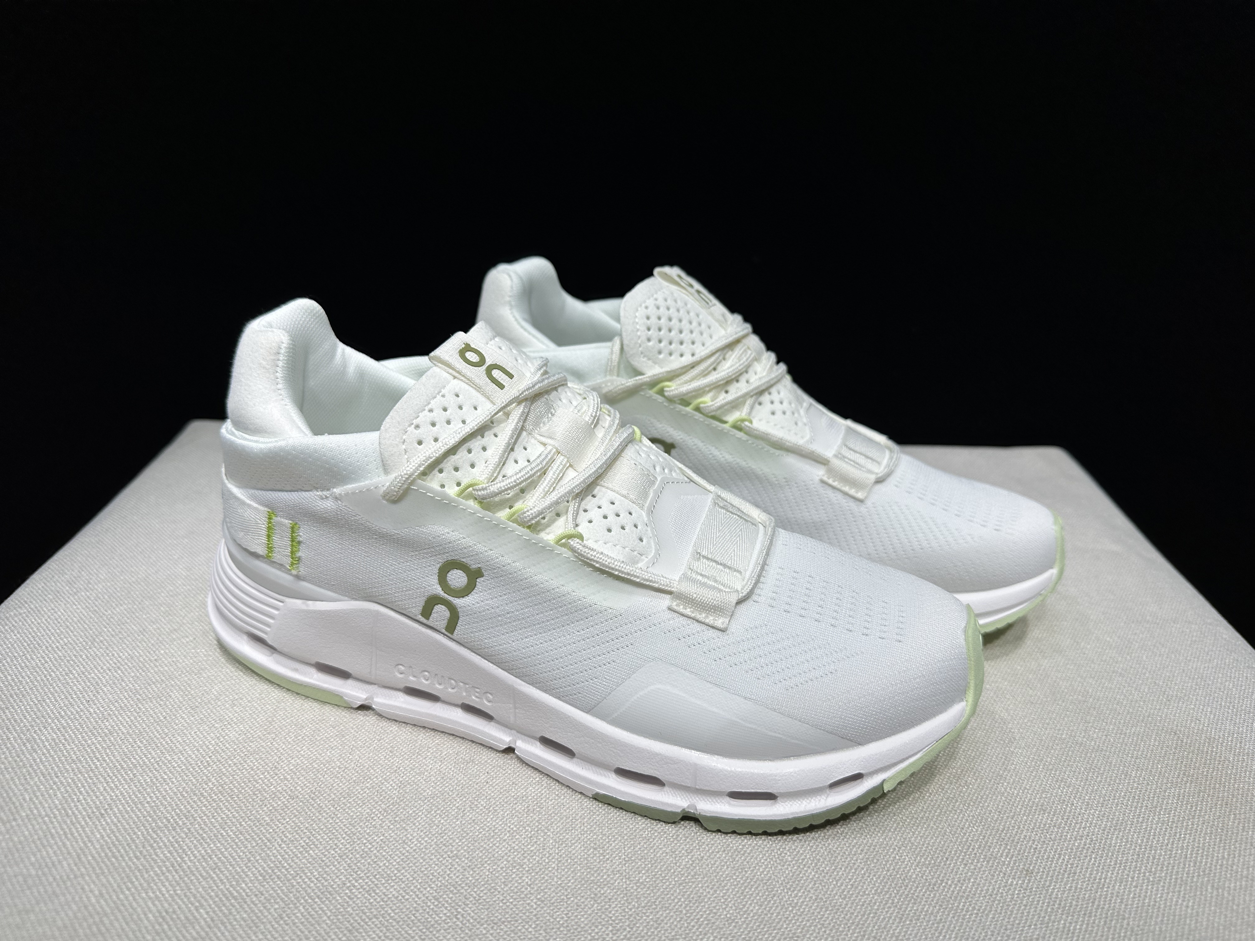 4382-55.99-qc- Cloudnova 2 gallery