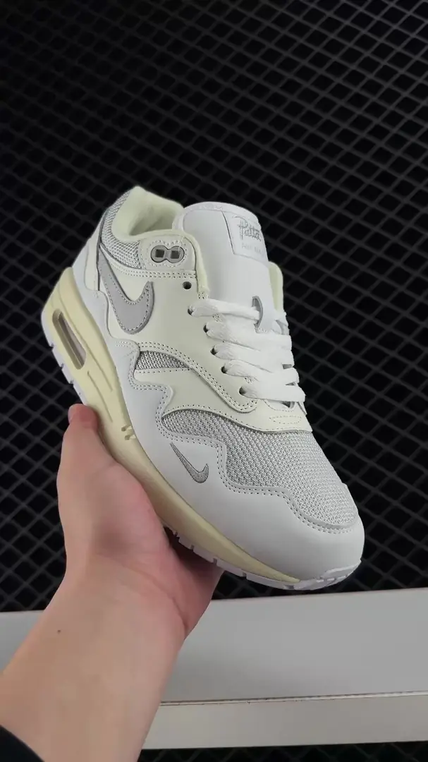 4391-65-nike gallery