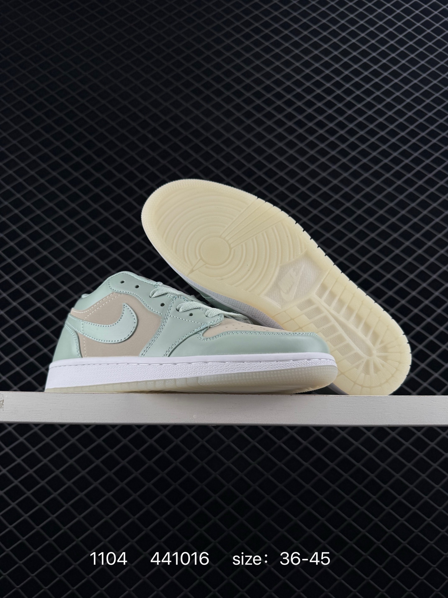 4398-55.99-NIKE gallery