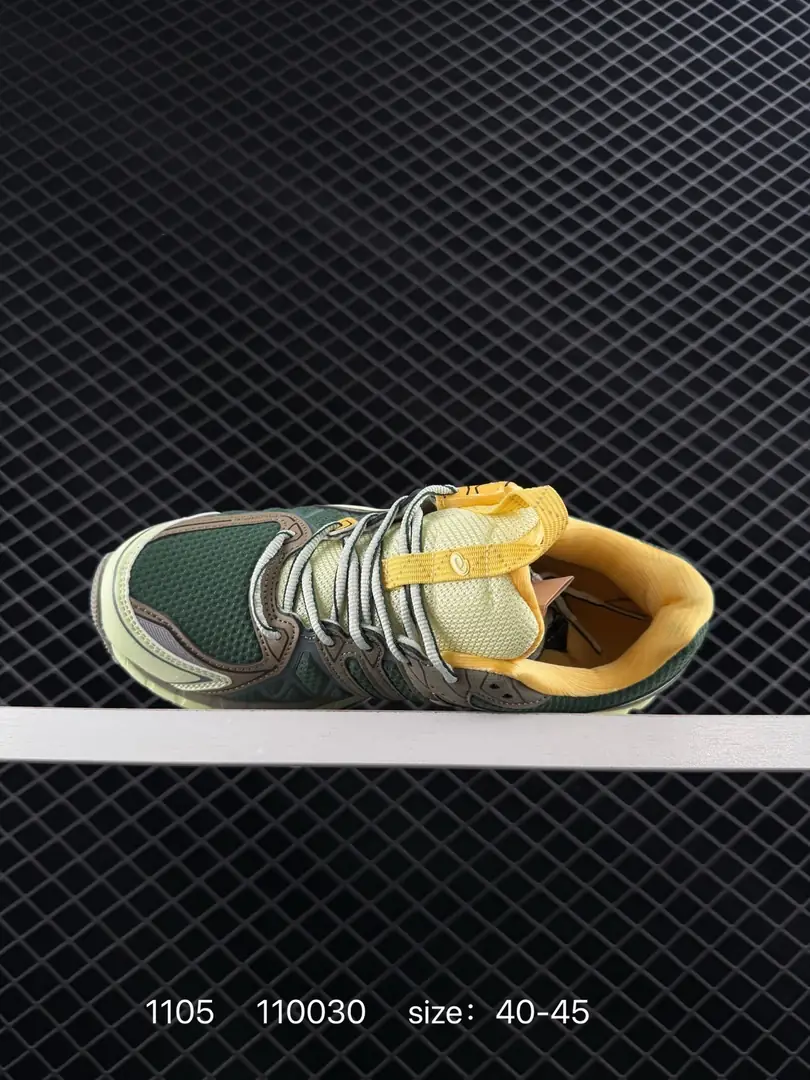 4400-75-ASICS gallery