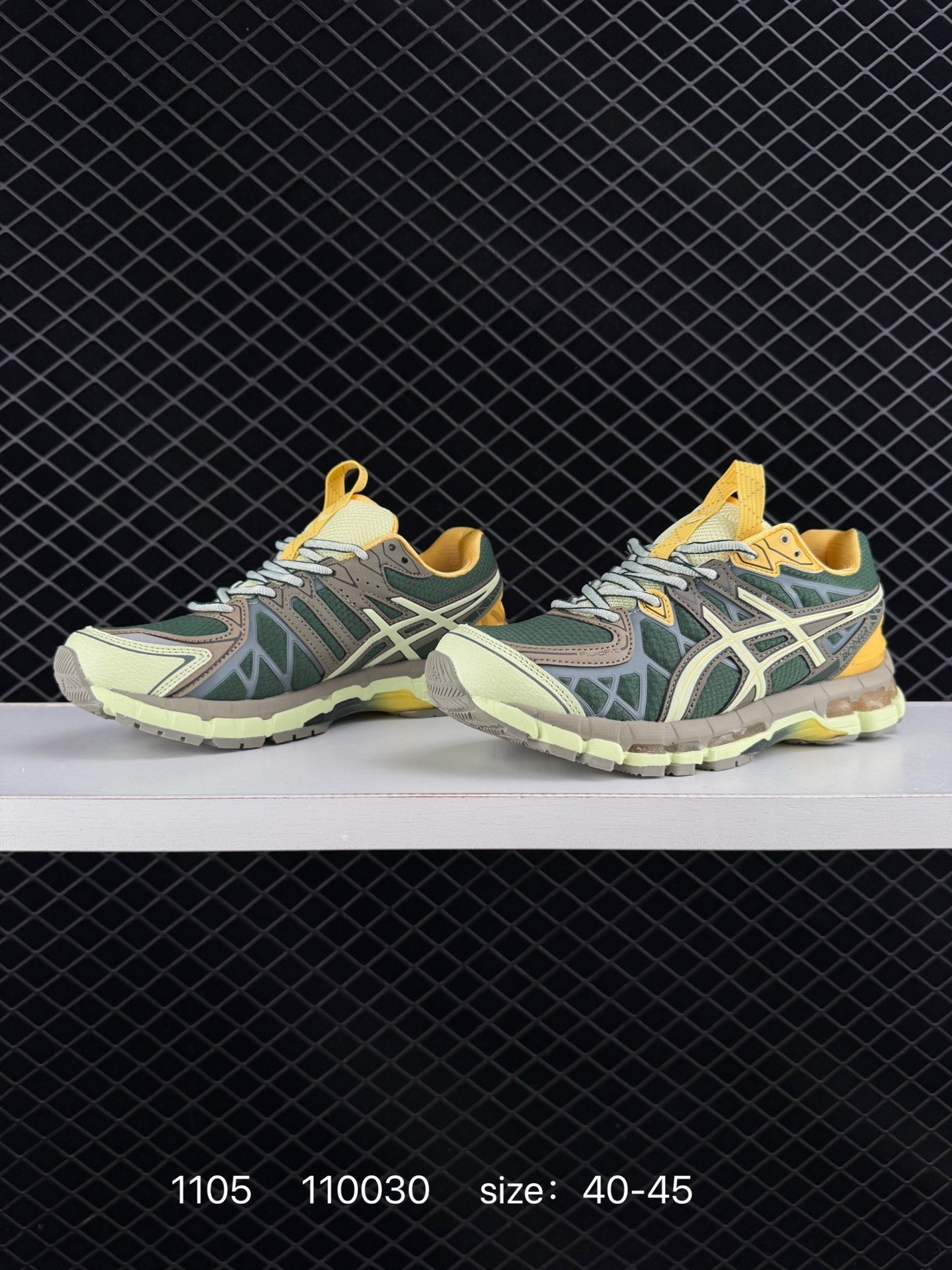 4400-75-ASICS gallery