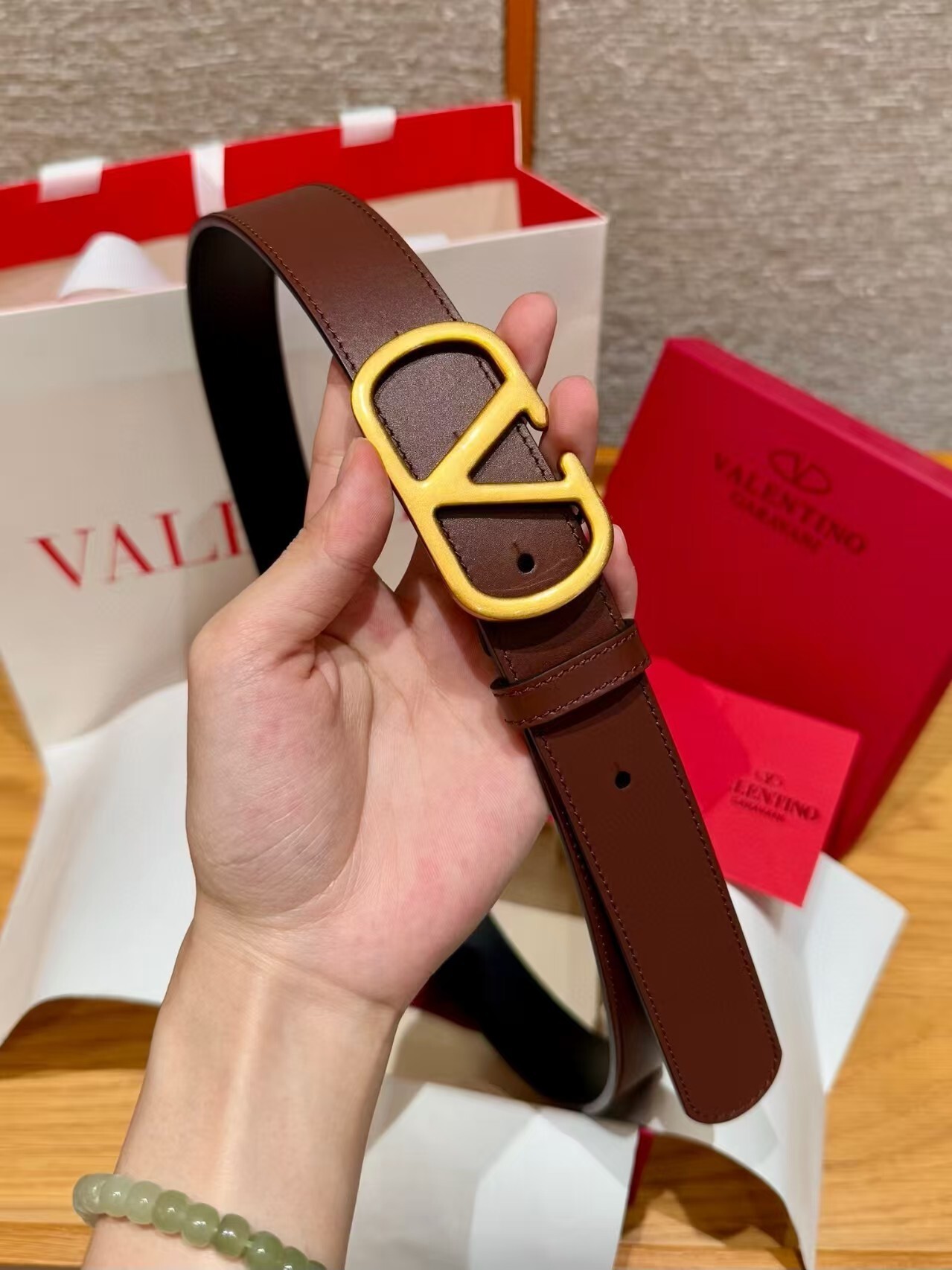 4417-59.99-Valentino gallery