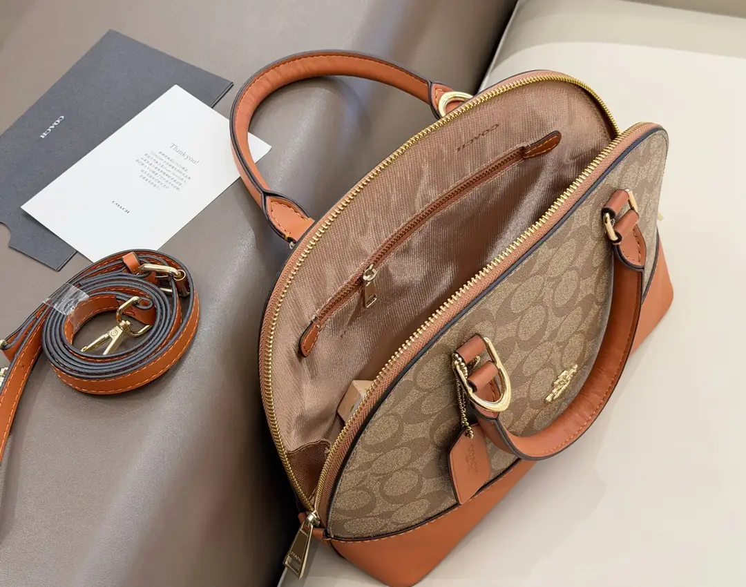 4424-79-coach gallery