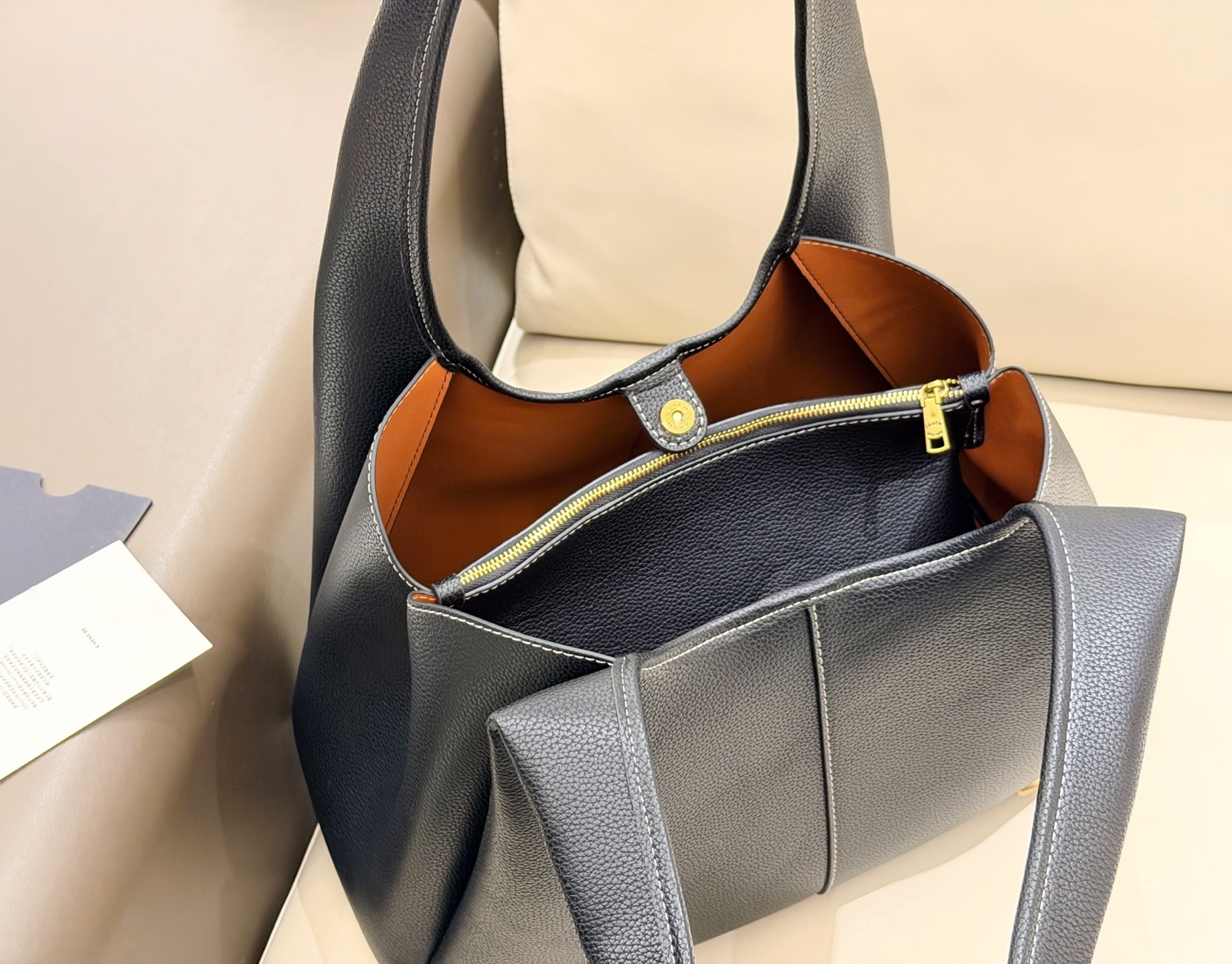 4424-79-coach gallery