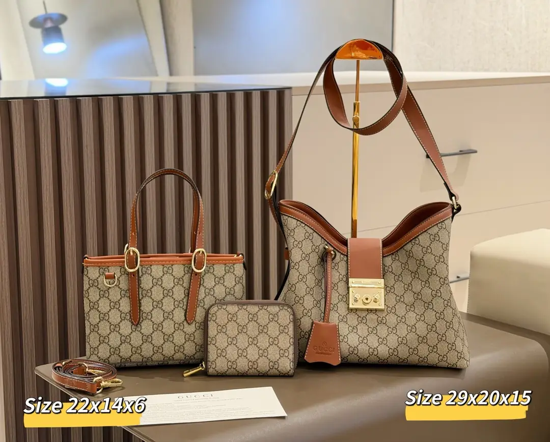 4425-79-GUCCI gallery