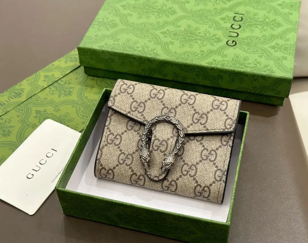 4425-79-GUCCI gallery