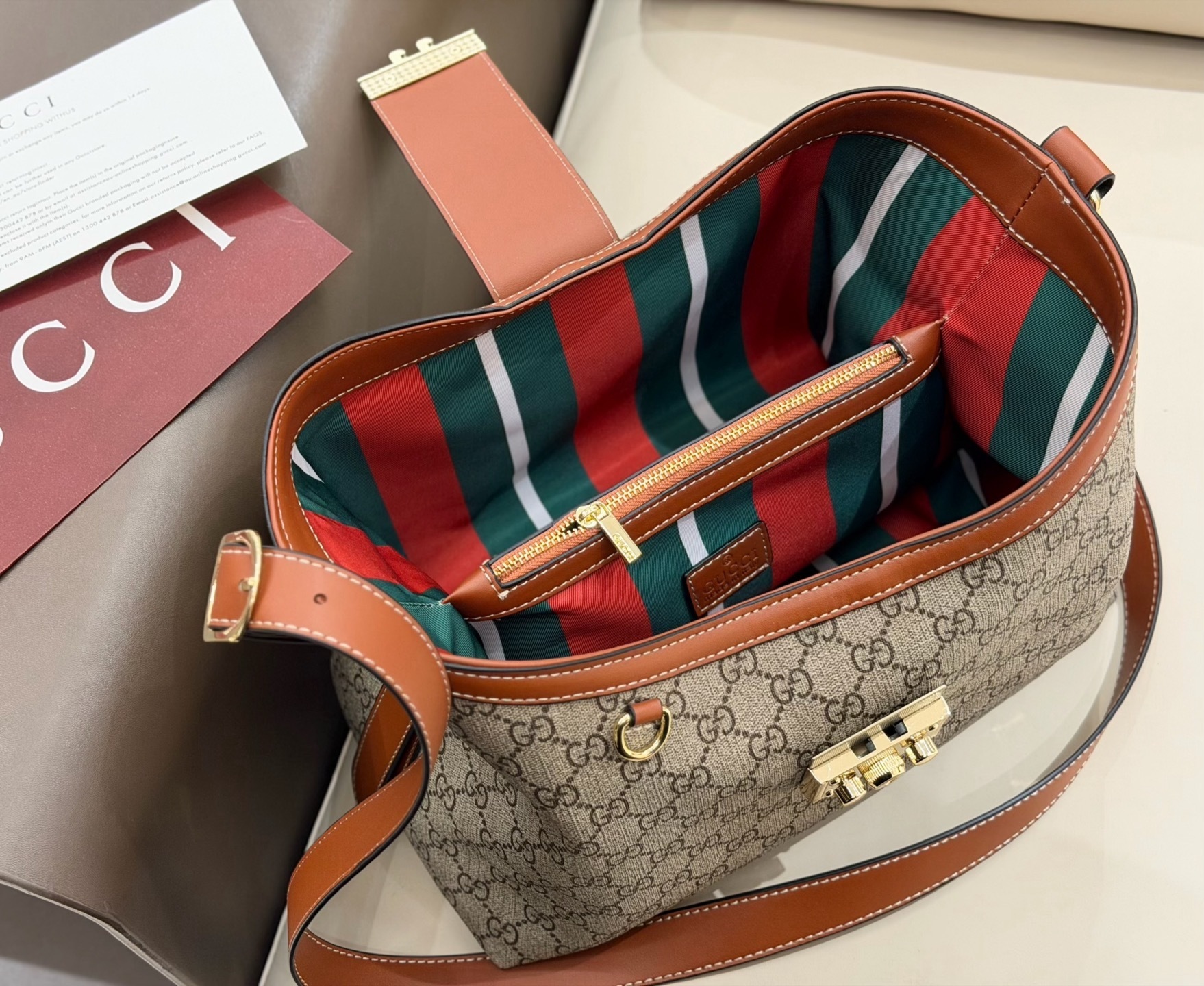 4425-79-GUCCI gallery