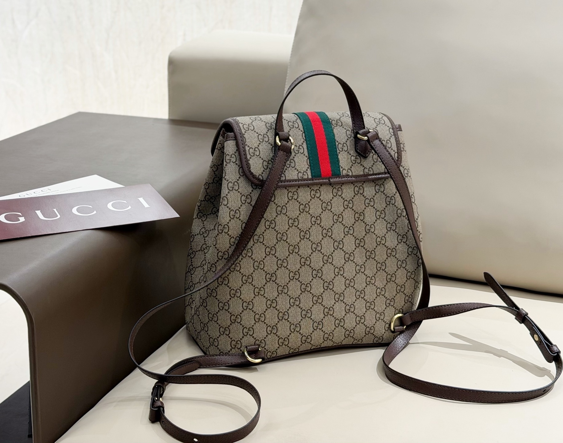 4425-79-GUCCI gallery