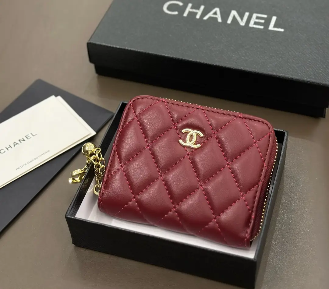 4426-79-chanel gallery