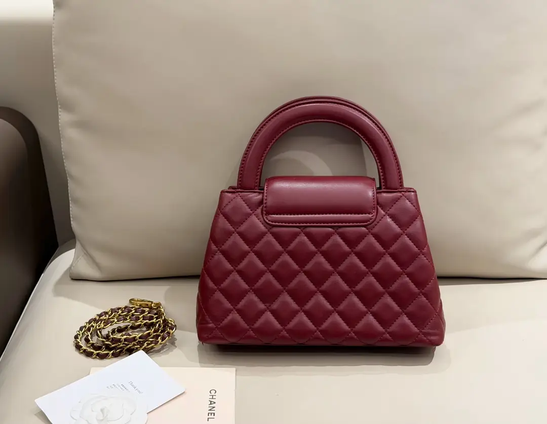 4426-79-chanel gallery