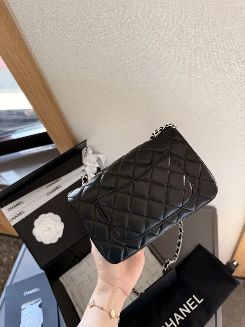 4445-65-chanel gallery