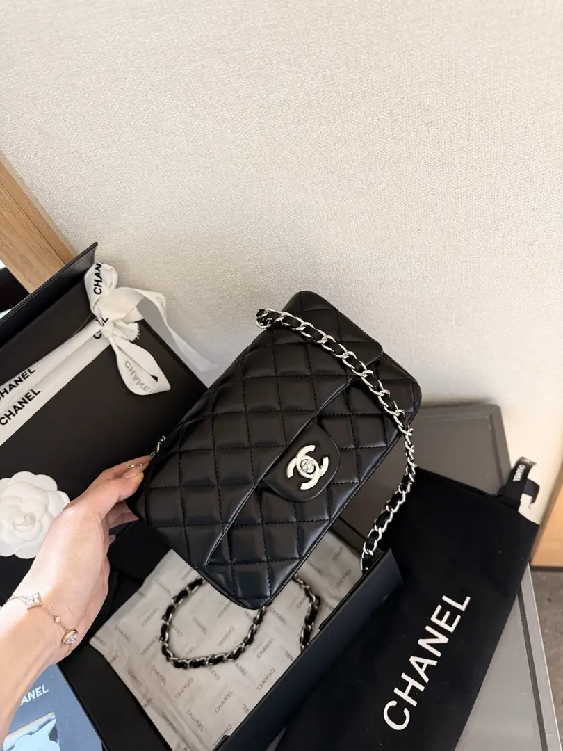 4445-65-chanel gallery