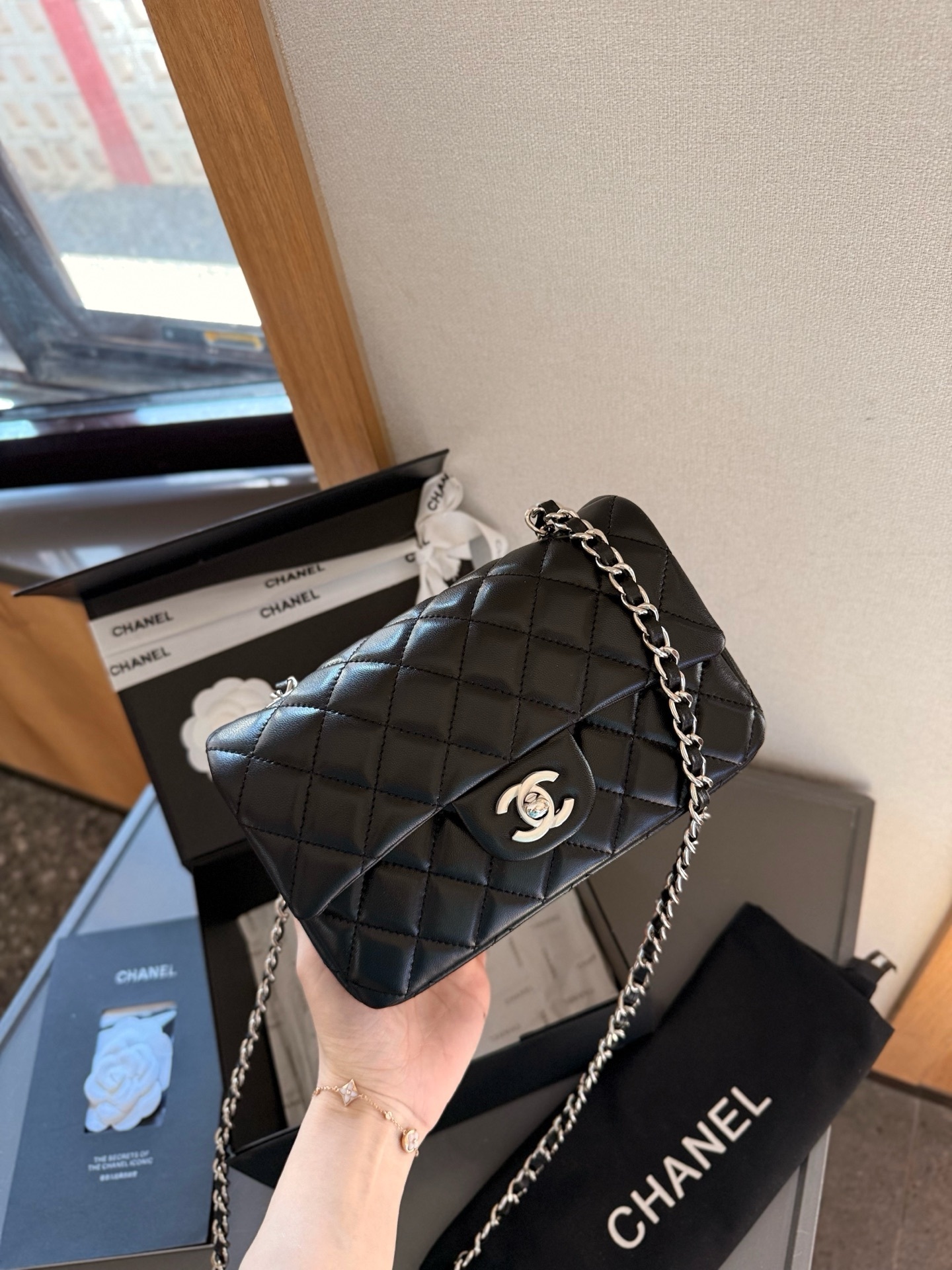 4445-65-chanel gallery