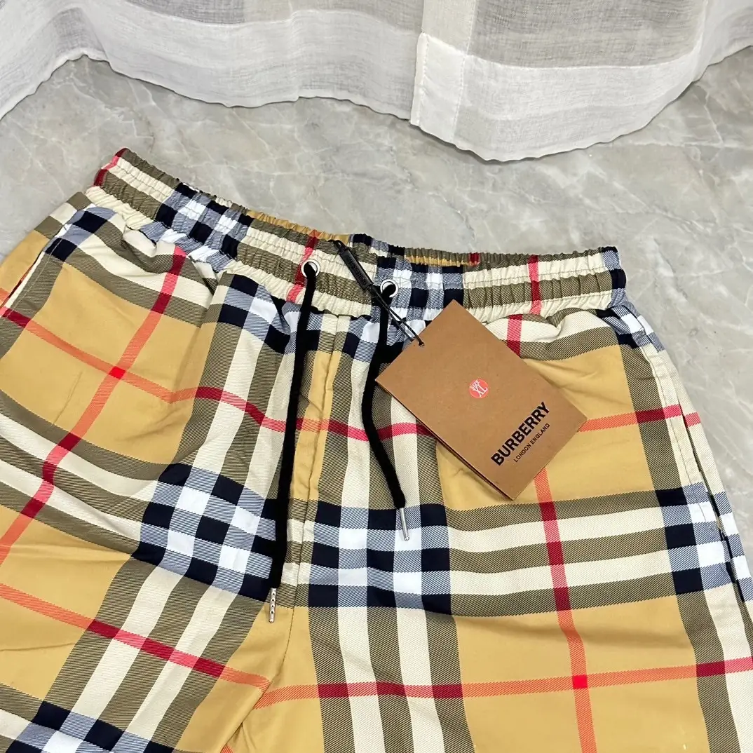 4446-29.99-Burberry gallery