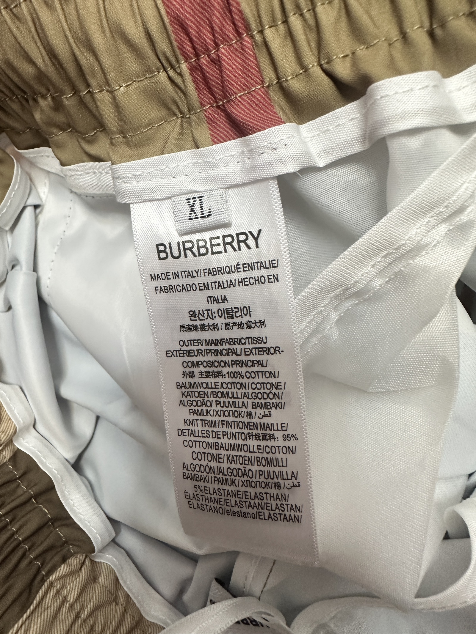 4446-29.99-Burberry gallery