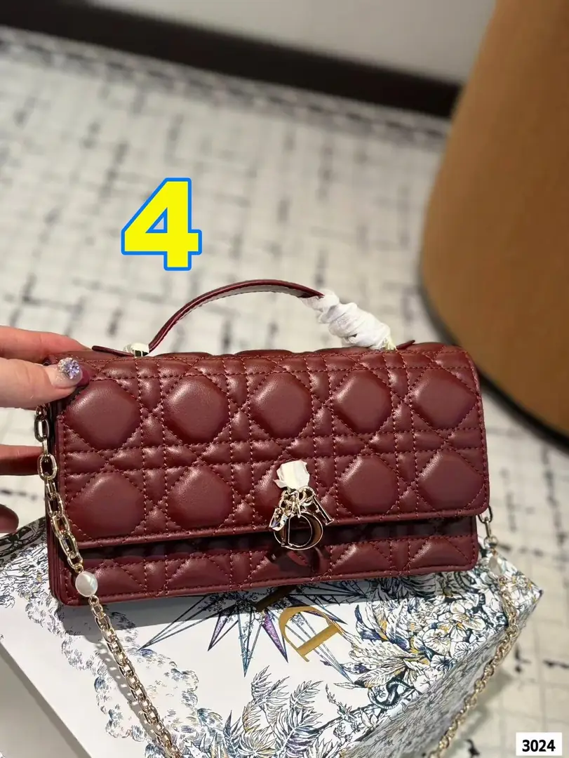 4459-69.99-DIOR gallery