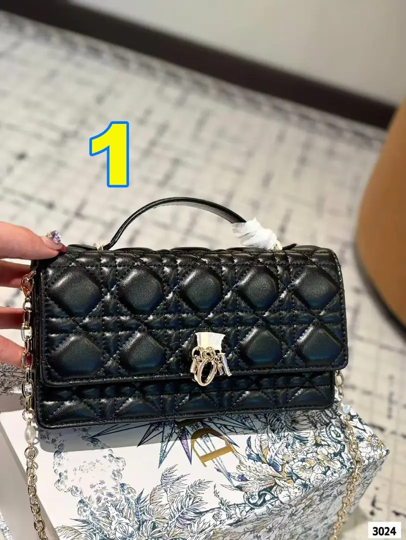 4459-69.99-DIOR gallery